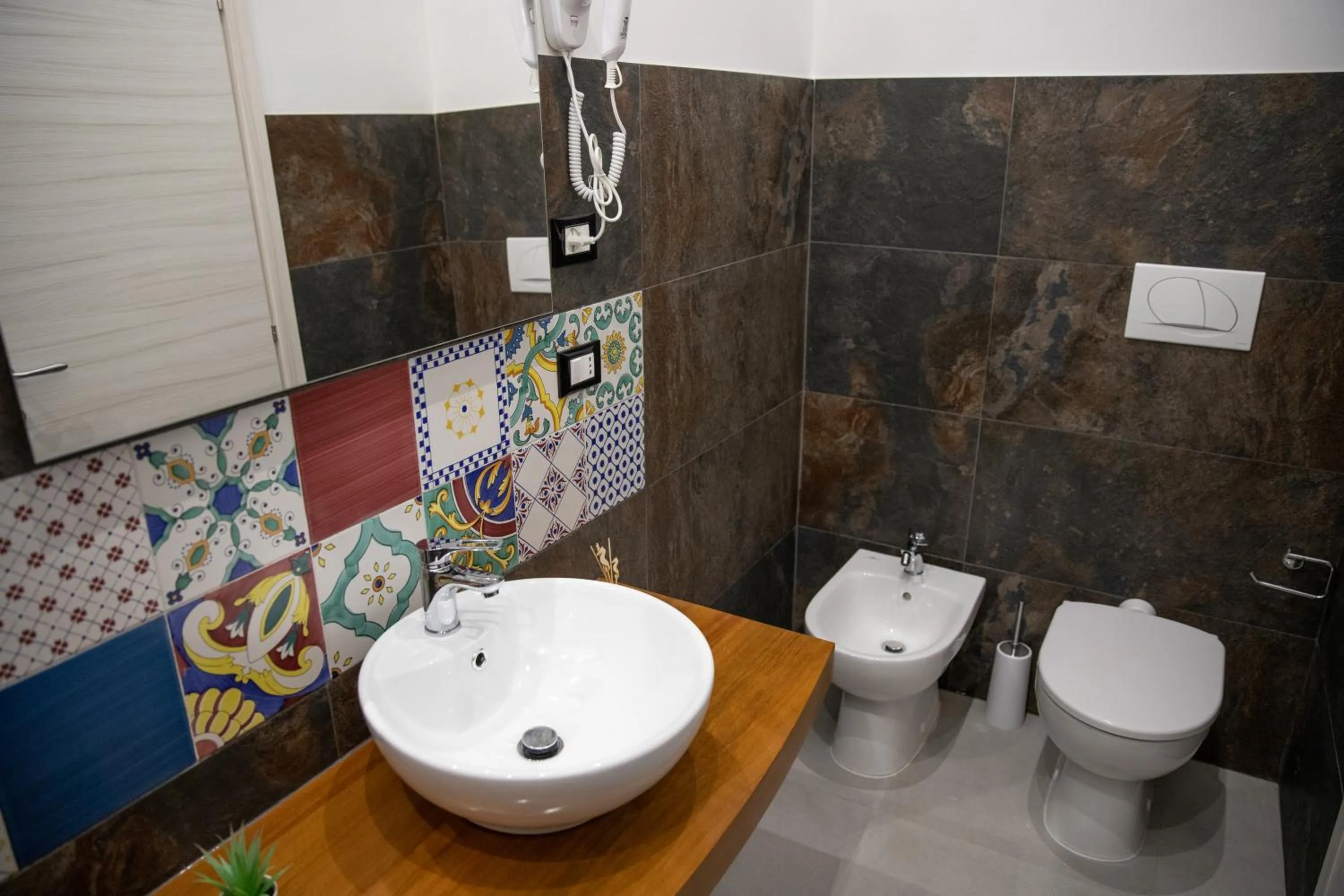 Toilet in b&b Zio Luciano