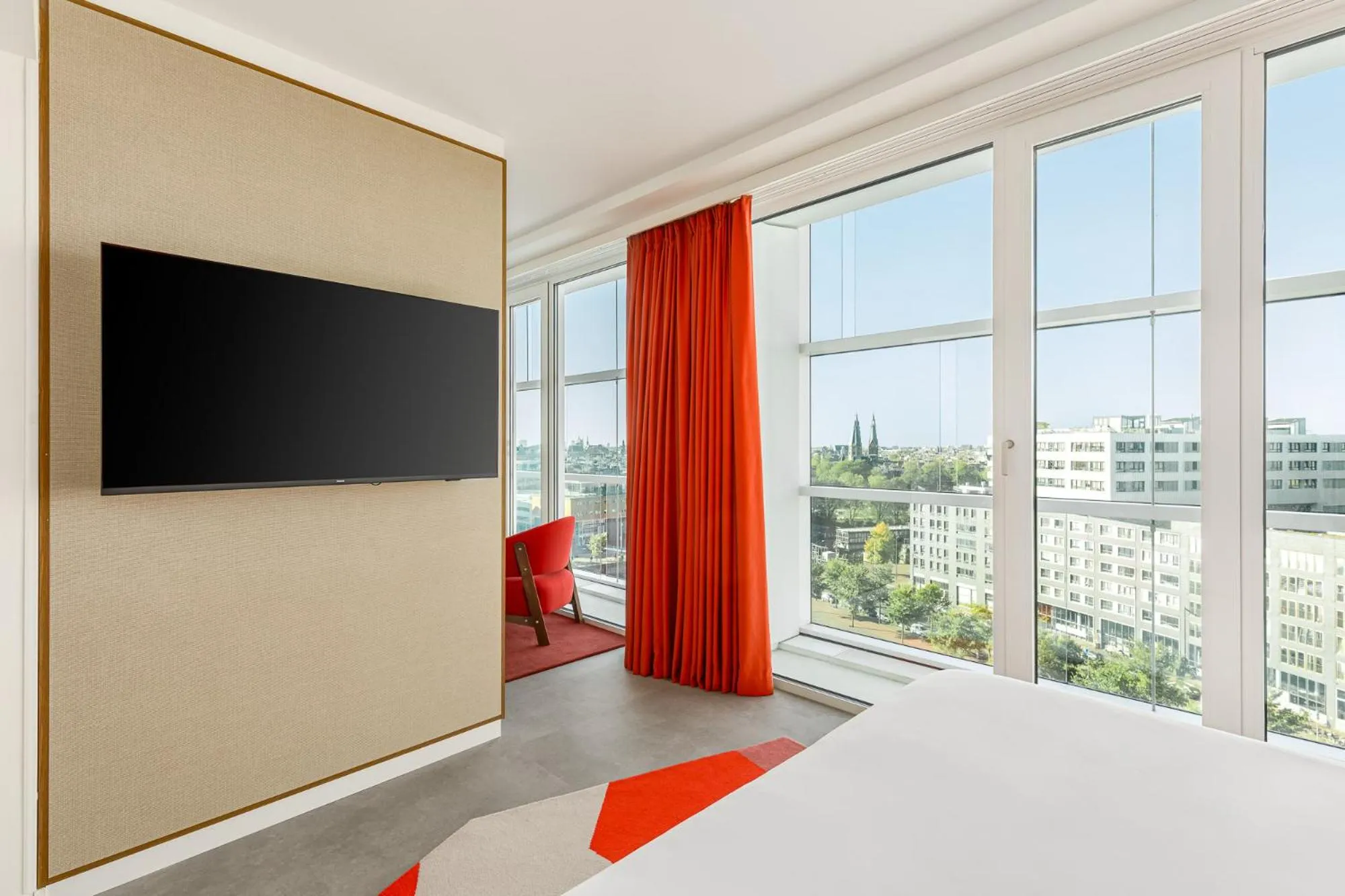 Photo of the whole room, Bed in Room Mate Aitana, Amsterdam