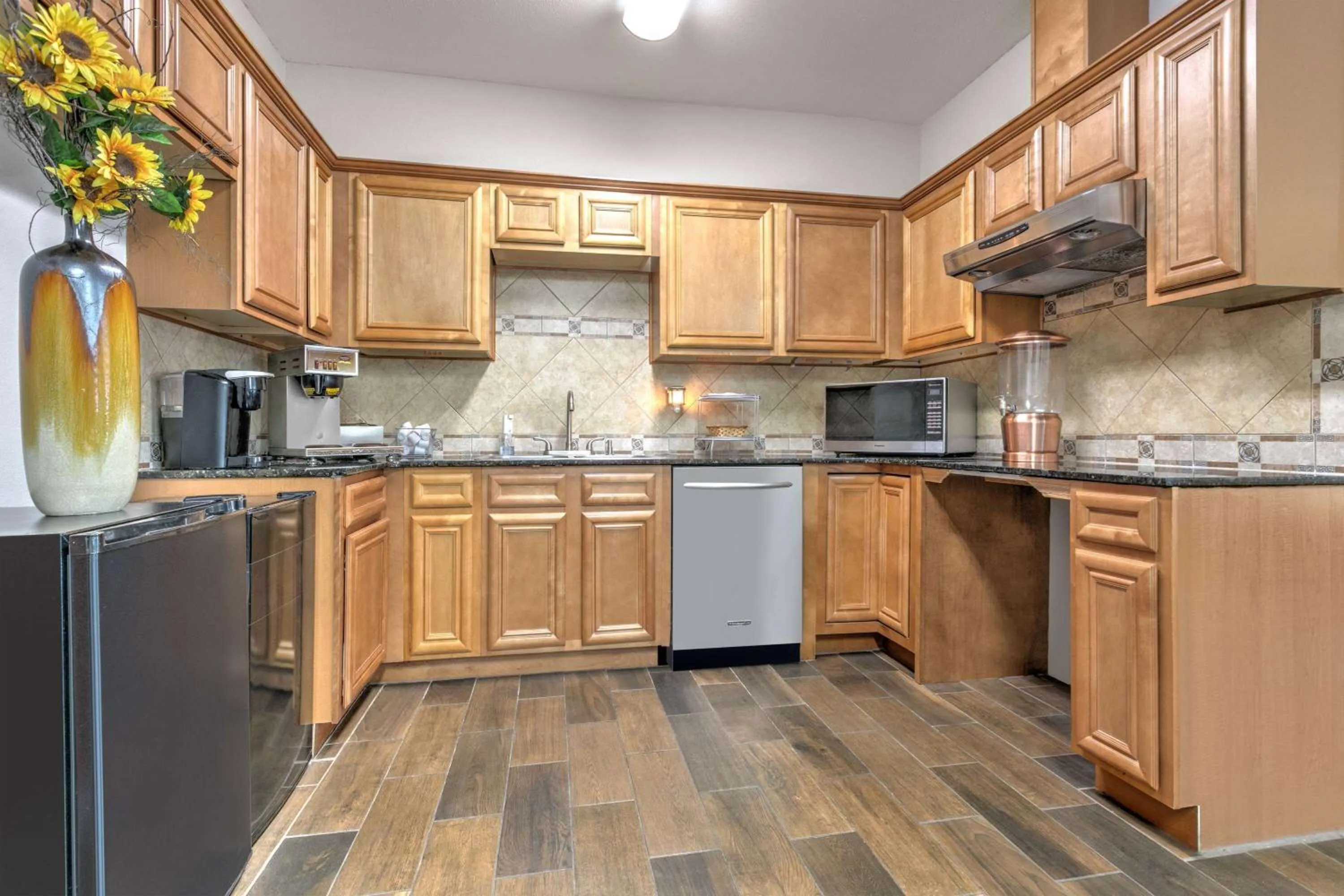 Meeting/conference room in Days Inn & Suites by Wyndham Cabot