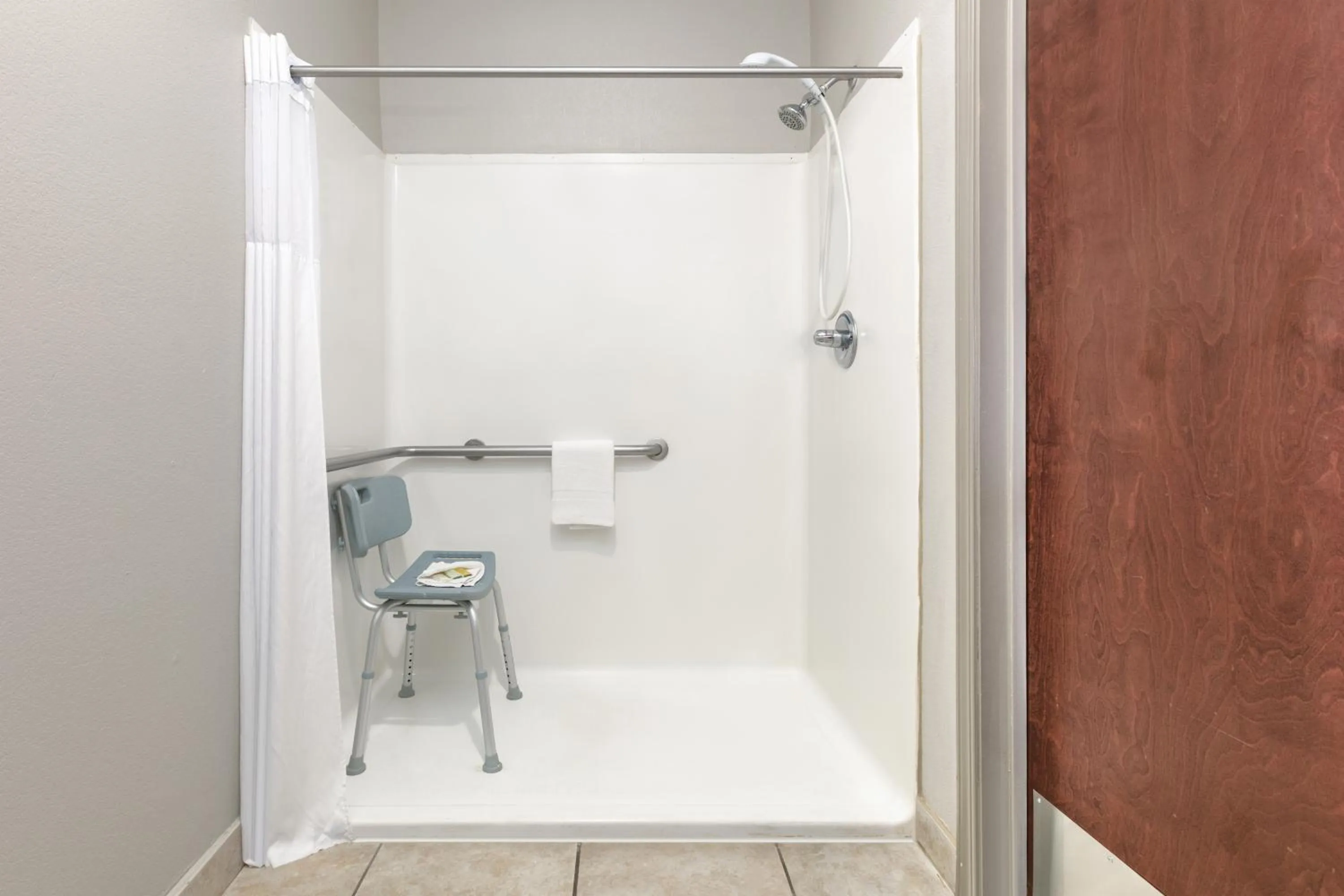 Bathroom in Days Inn & Suites by Wyndham Cabot