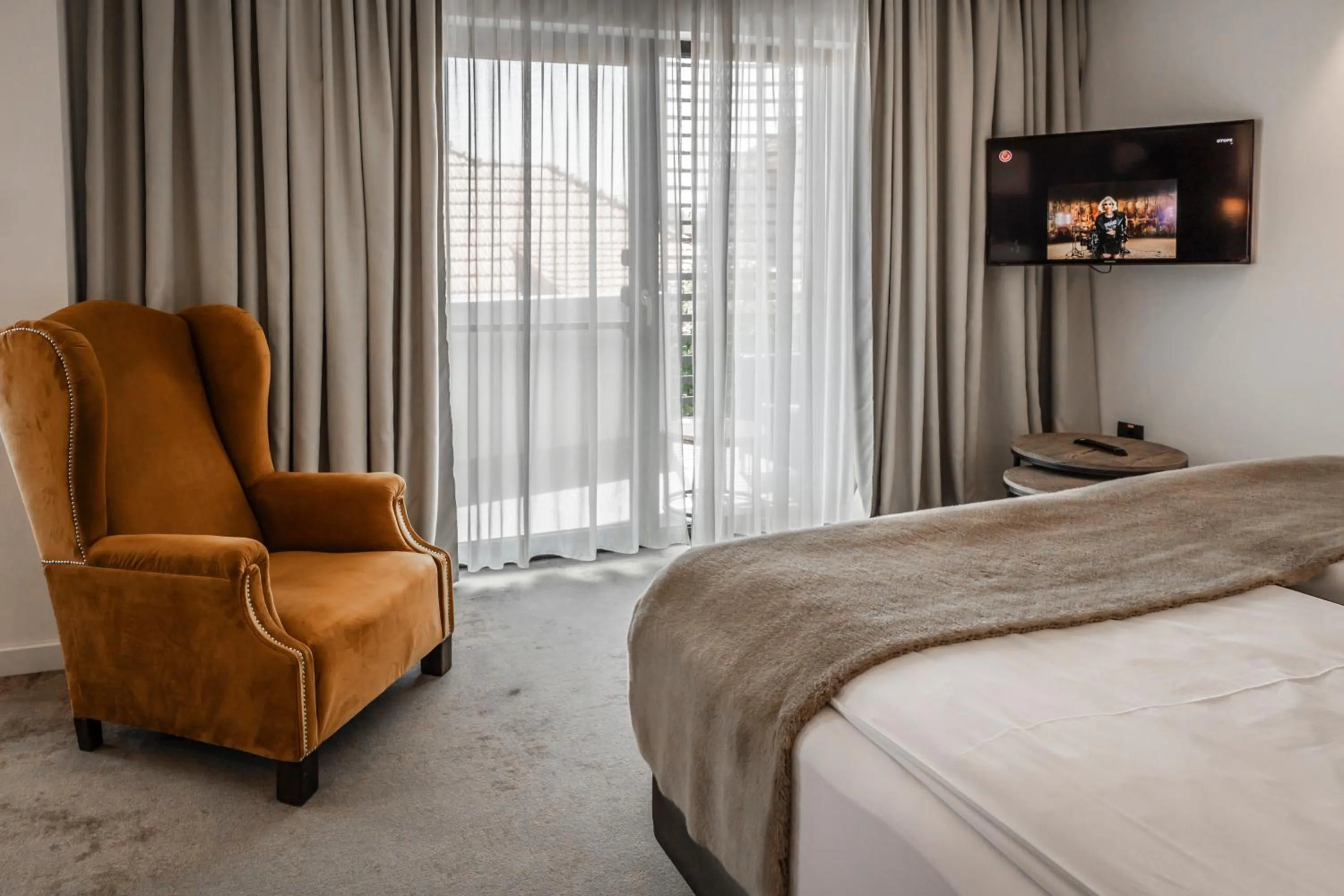 View (from property/room), Bed in Charm Boutique Hotel