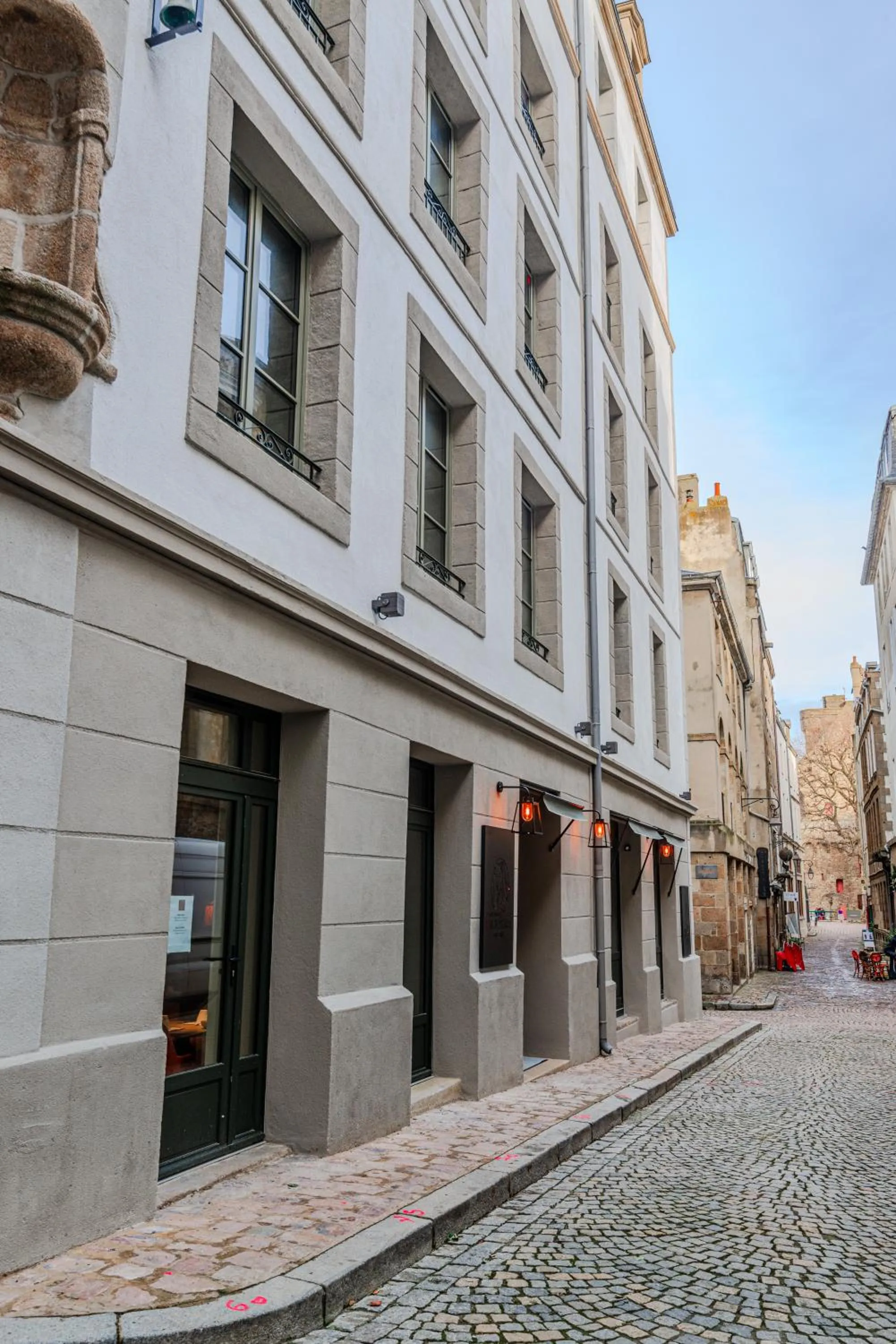 Property building in Hôtel Anne de Bretagne