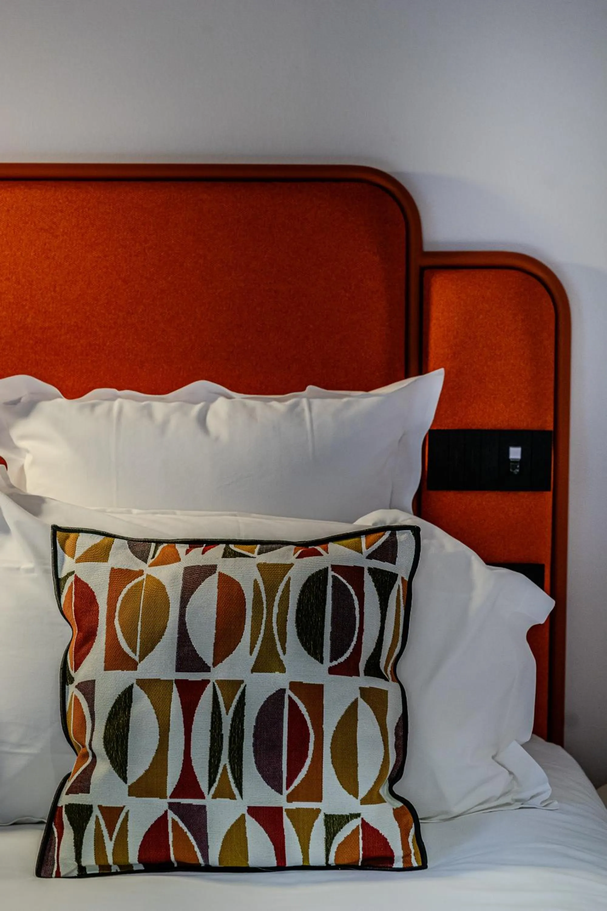 Bed in Hôtel Anne de Bretagne