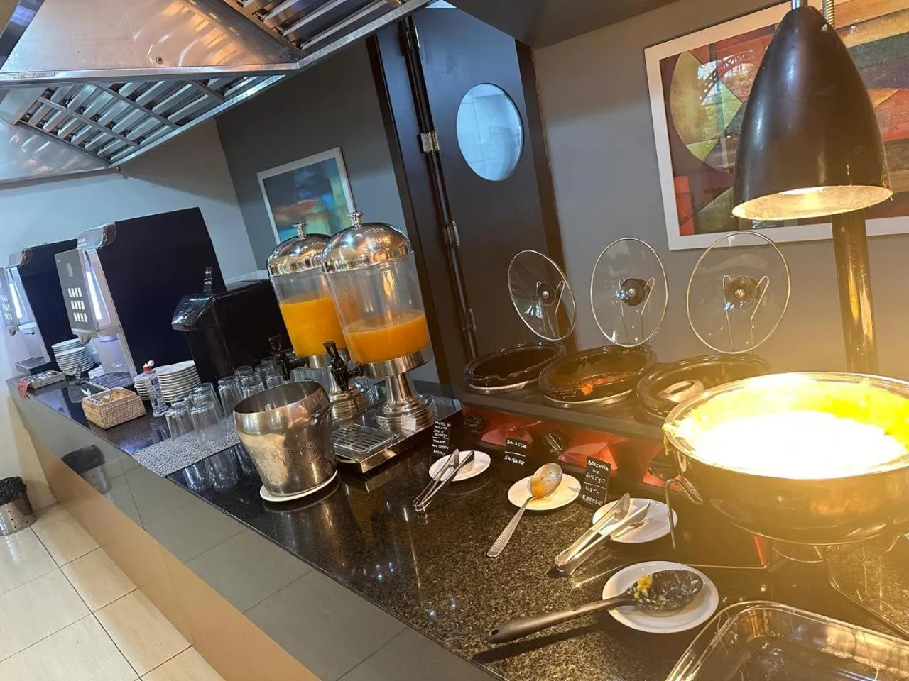 Food and drinks in Charrua Hotel