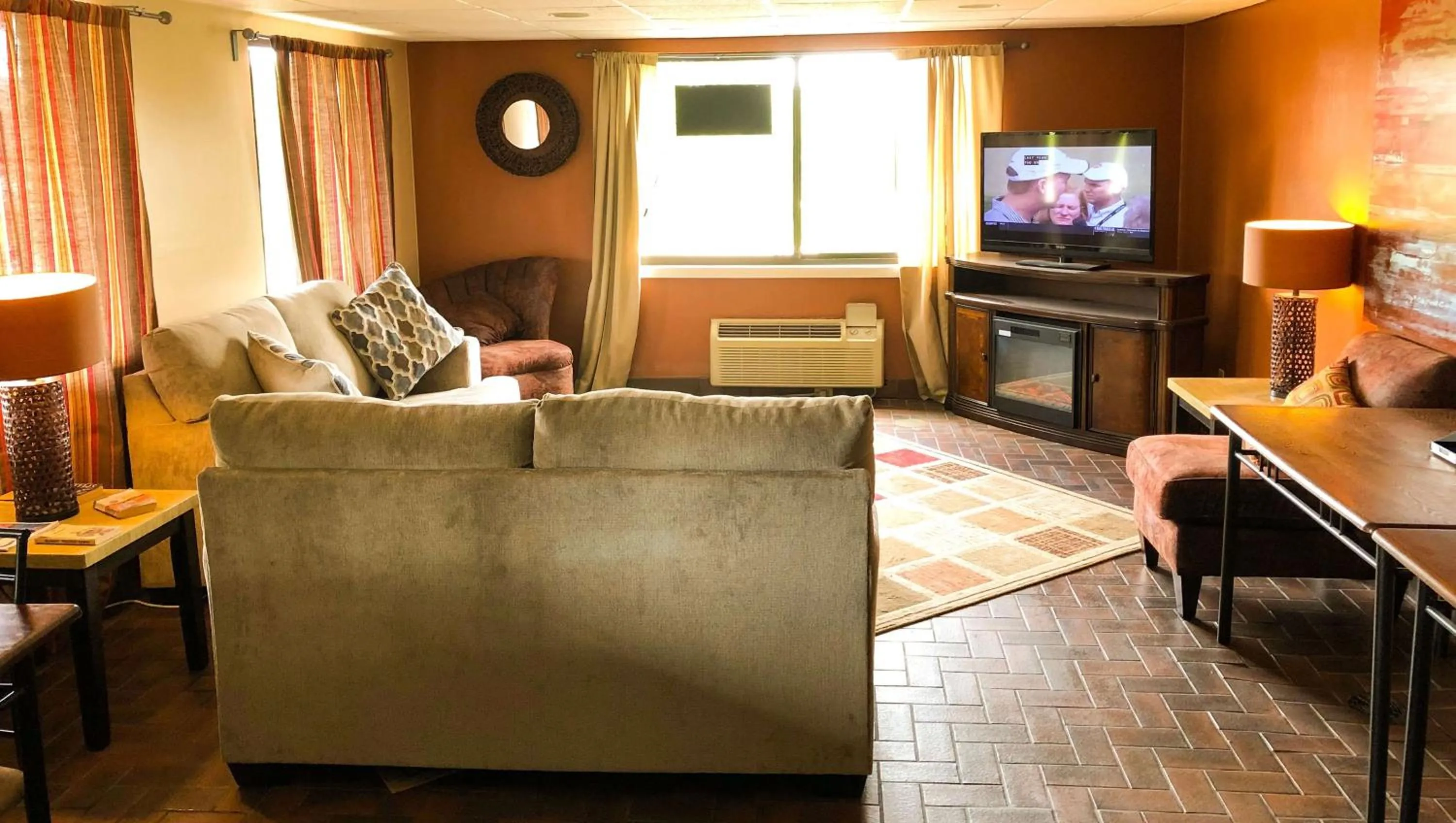 Lobby or reception in Magnuson Hotel Dixon