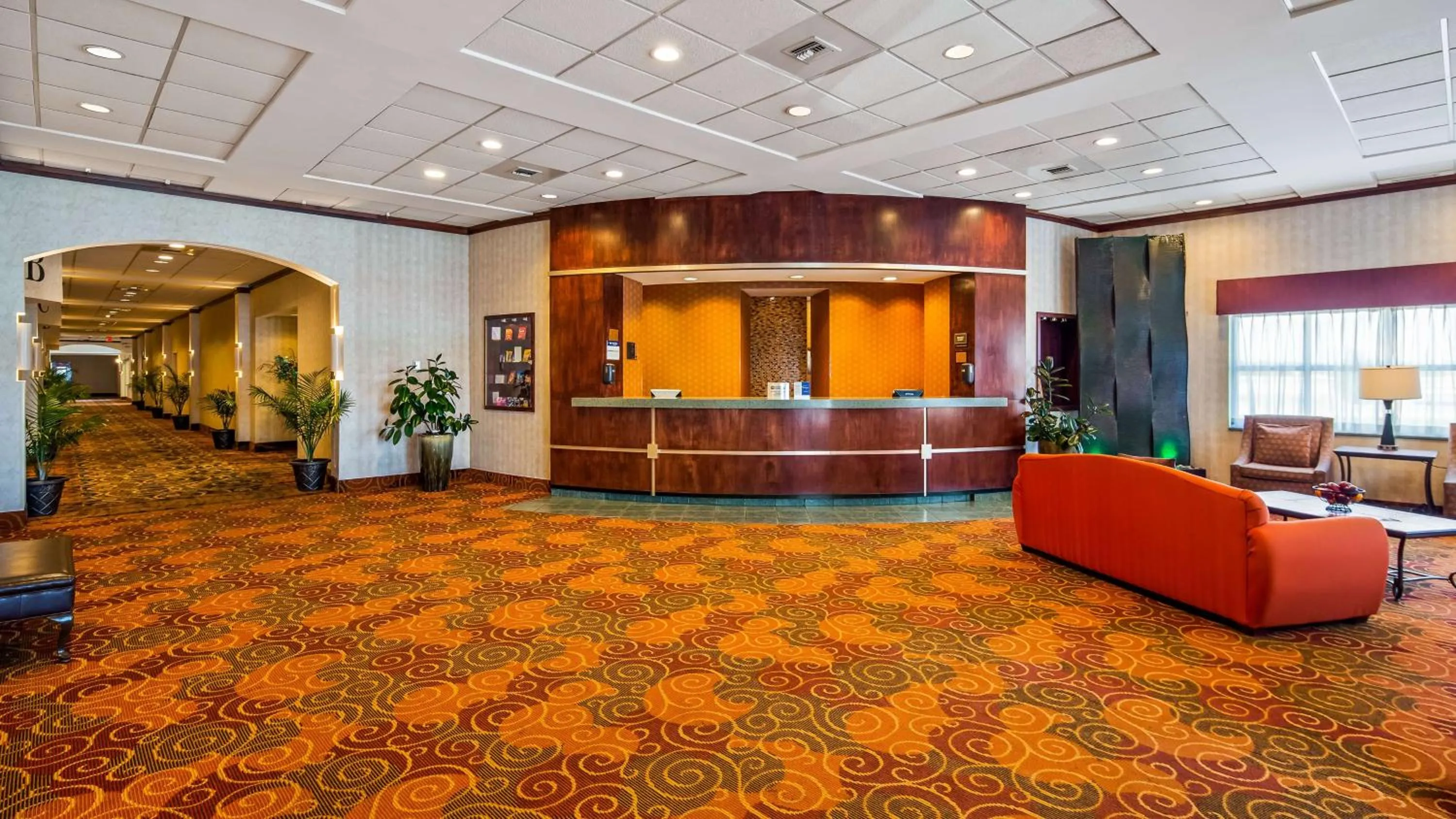 Lobby or reception in Best Western Regency Inn