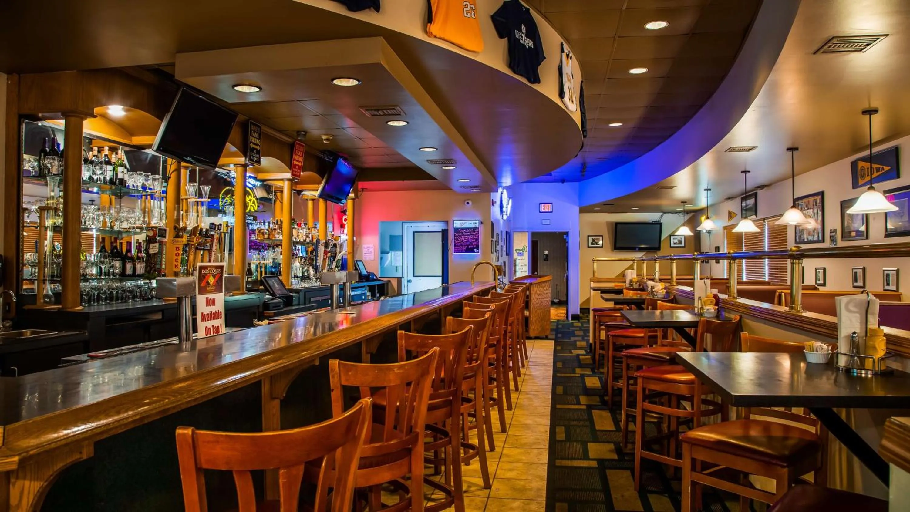 Restaurant/places to eat in Best Western Regency Inn