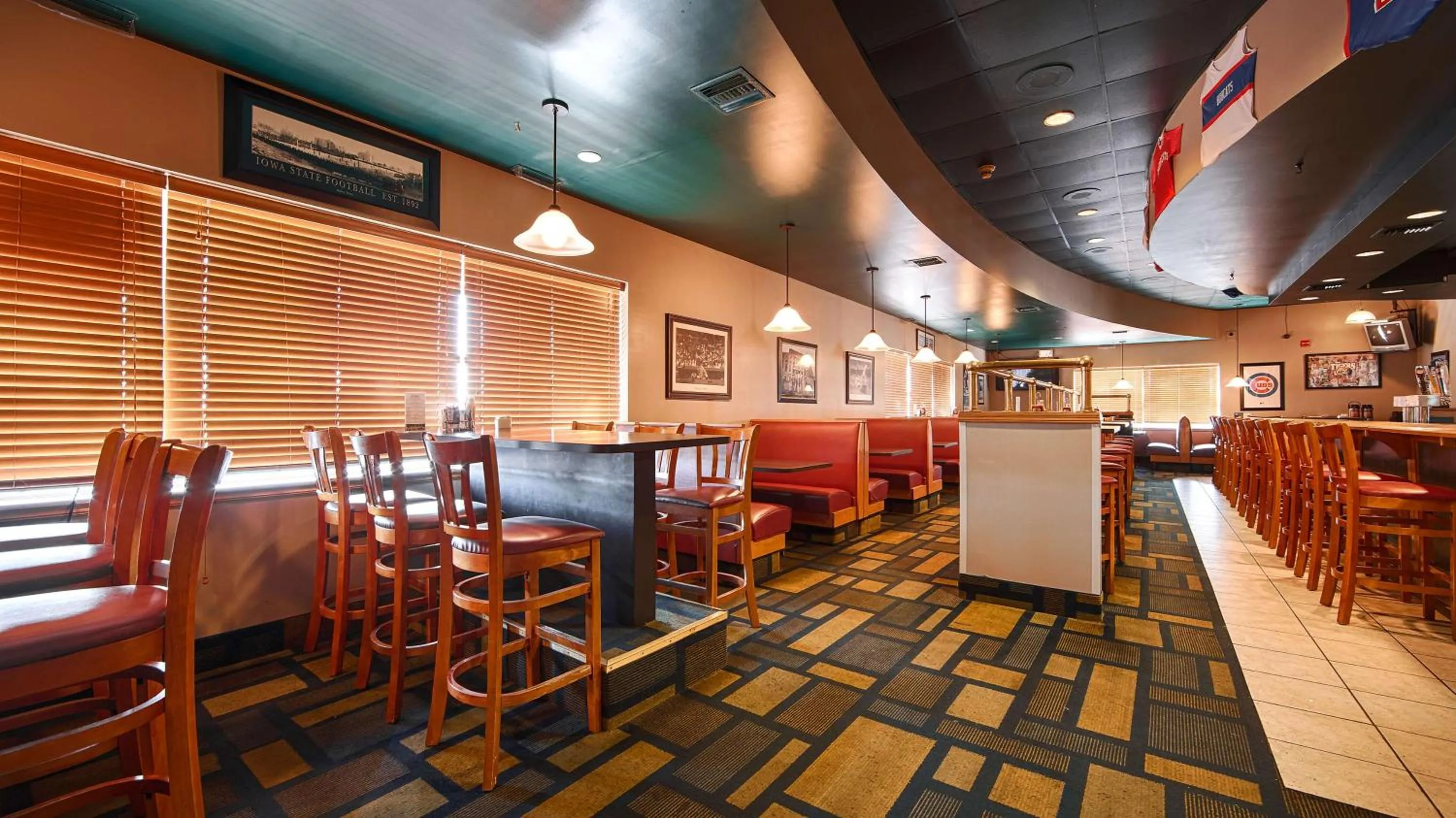 Restaurant/places to eat in Best Western Regency Inn