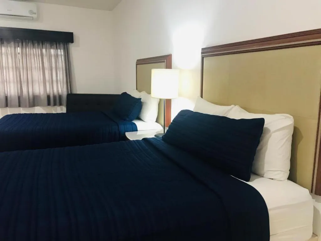 Bed in Hotel Marina Topolobampo