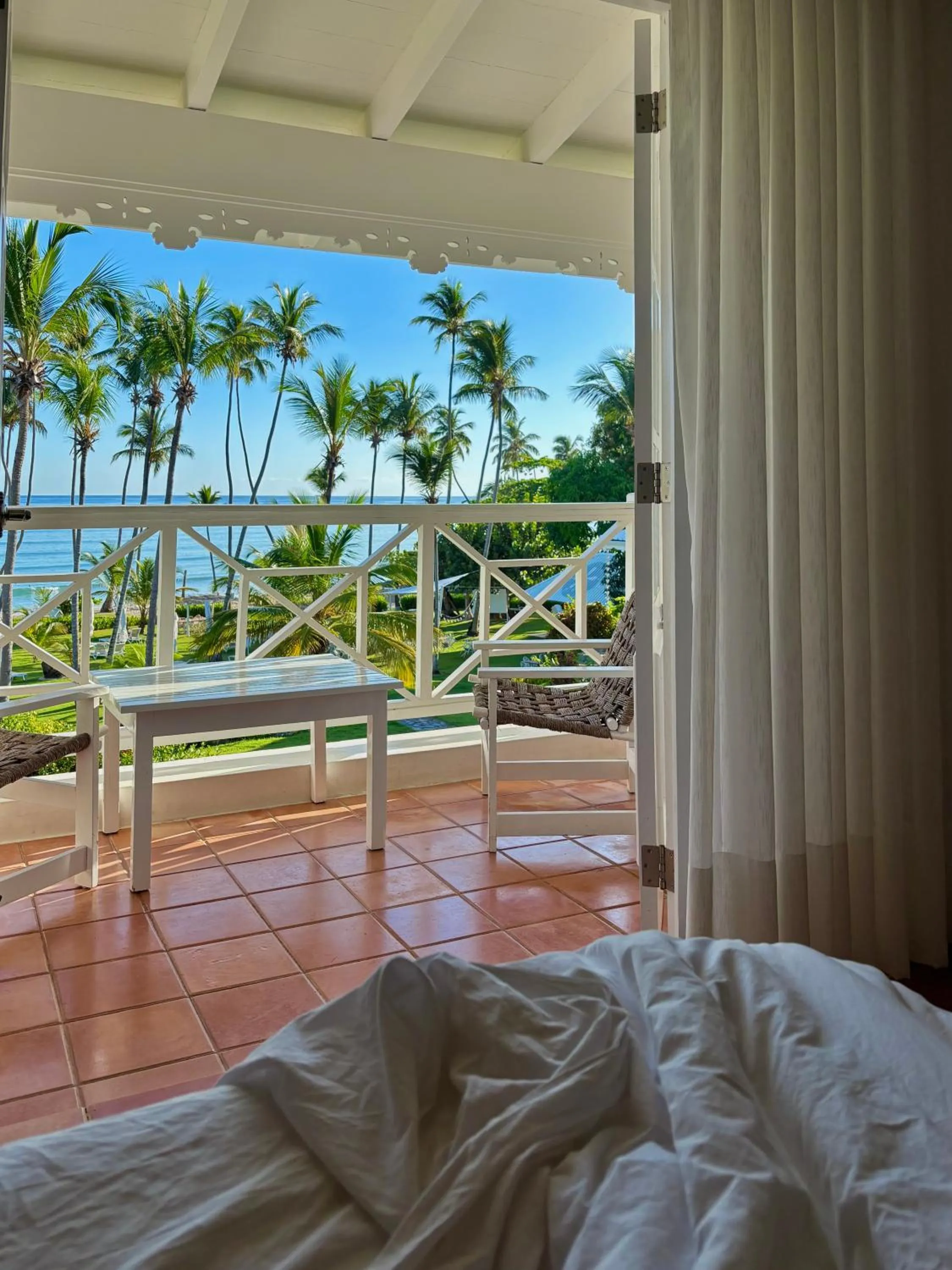 Balcony/Terrace, Bed in Hotel TODOBLANCO, Las Galeras, SAMANA
