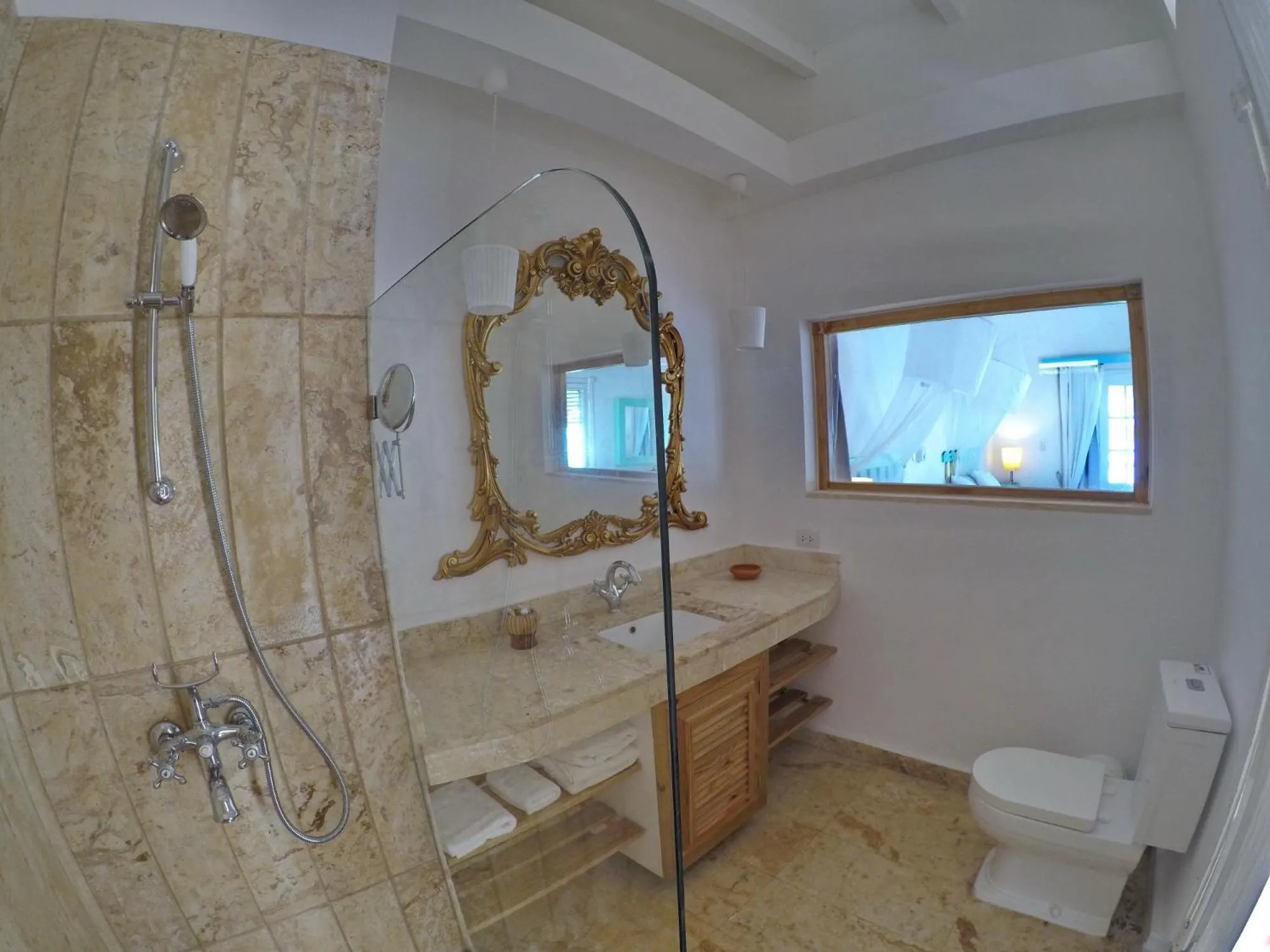 Shower in Hotel TODOBLANCO, Las Galeras, SAMANA