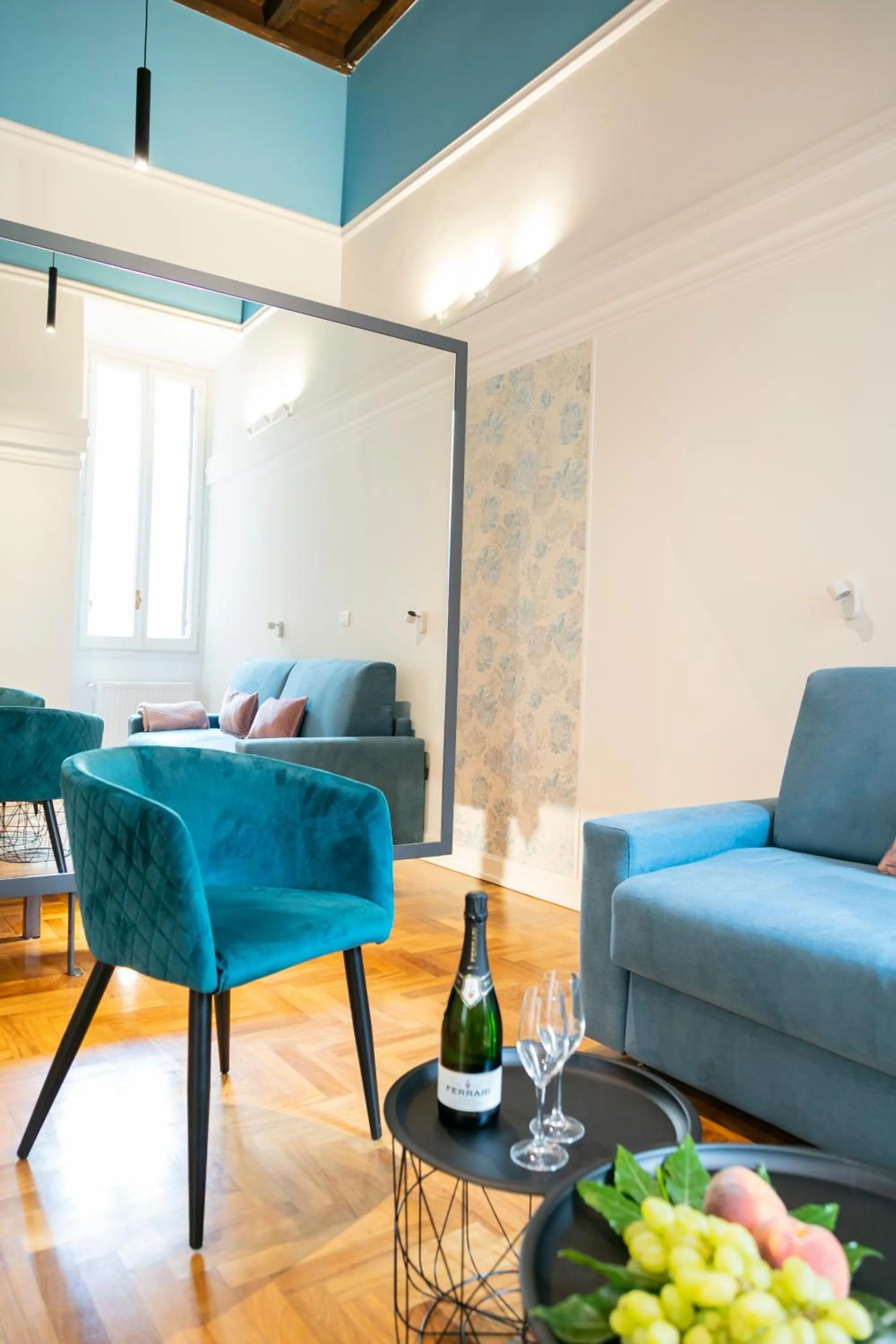 Photo of the whole room in Hadrianus Temple Suites - The Venue Collection