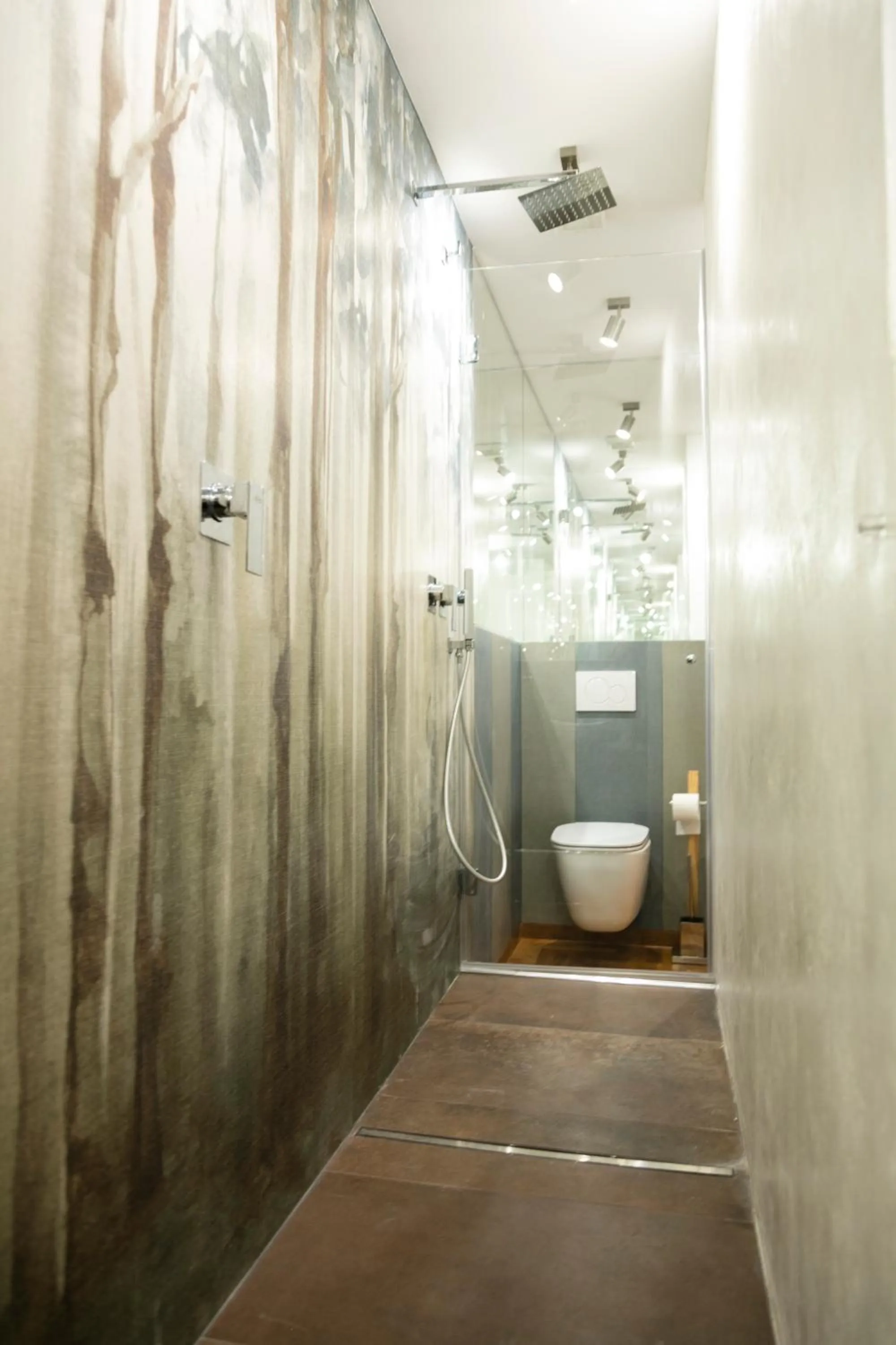 Bathroom in Hadrianus Temple Suites - The Venue Collection