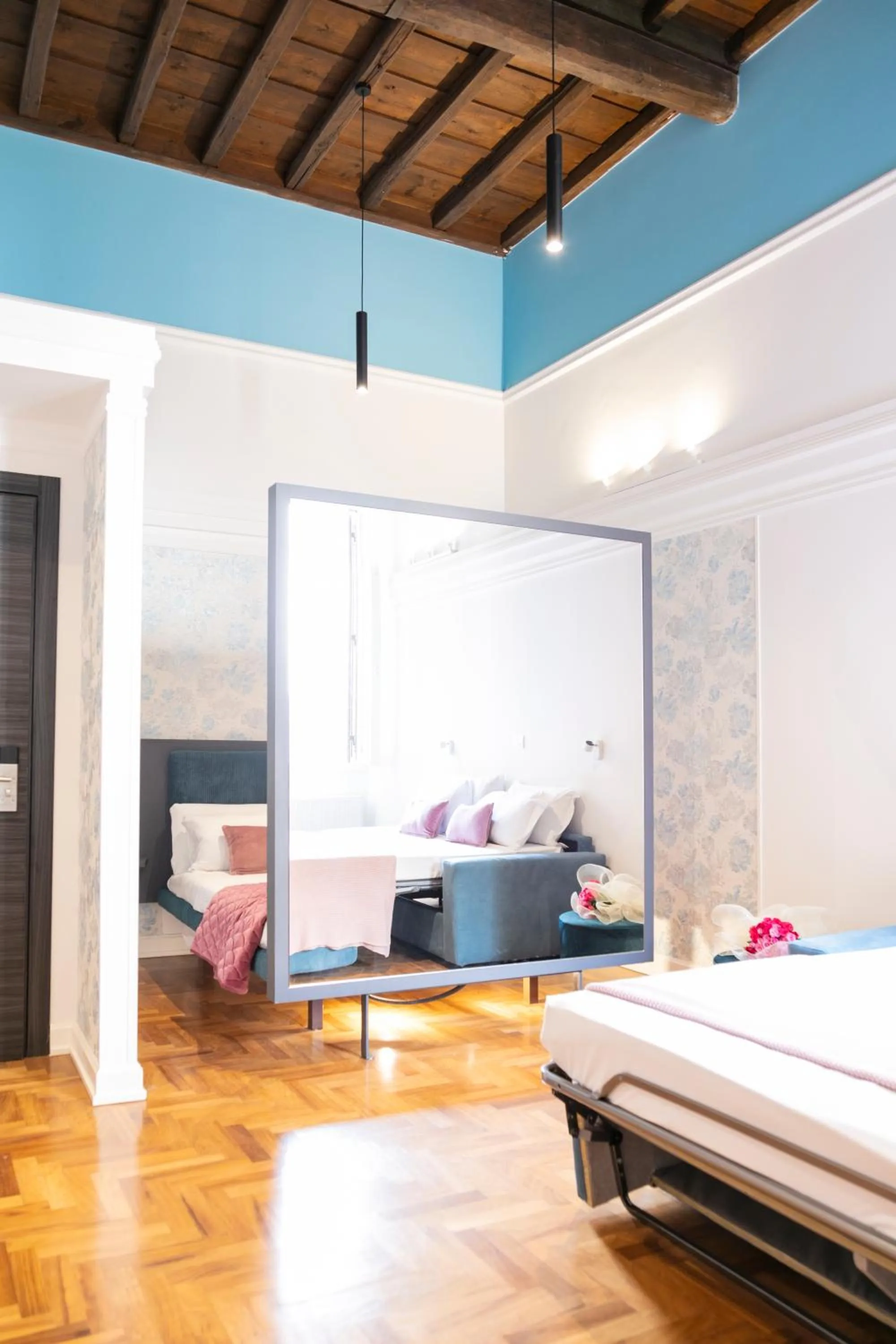 Photo of the whole room, Bed in Hadrianus Temple Suites - The Venue Collection