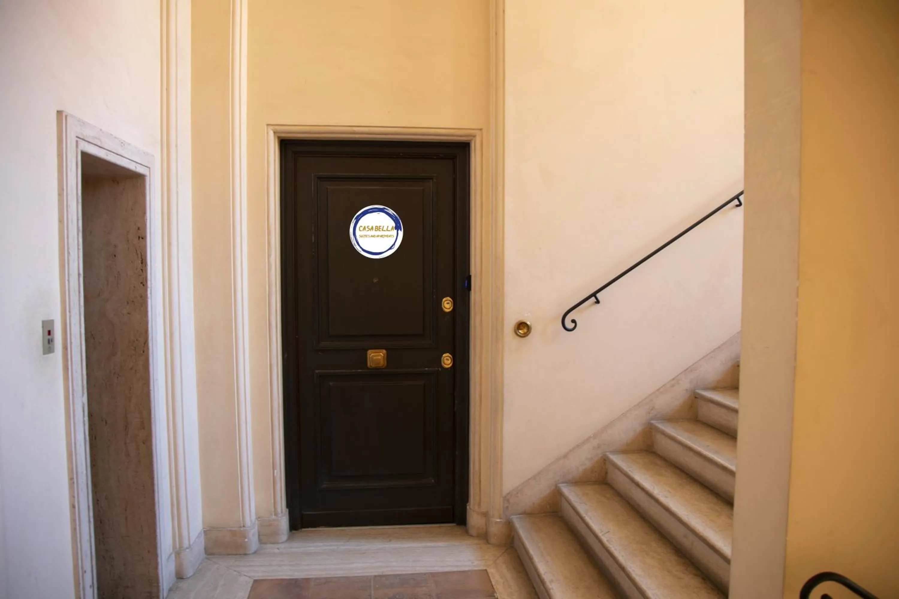 Facade/entrance in Hadrianus Temple Suites - The Venue Collection
