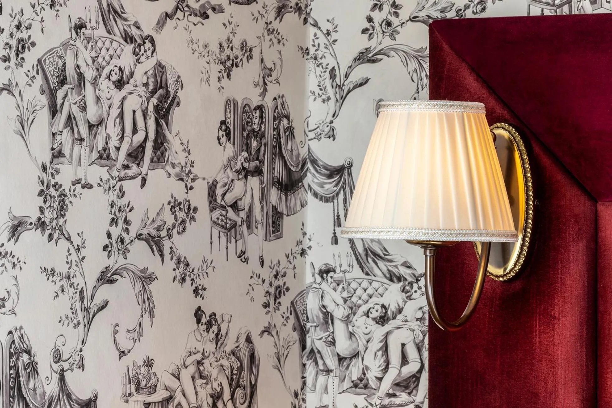 Bedroom in Hotel Louis II