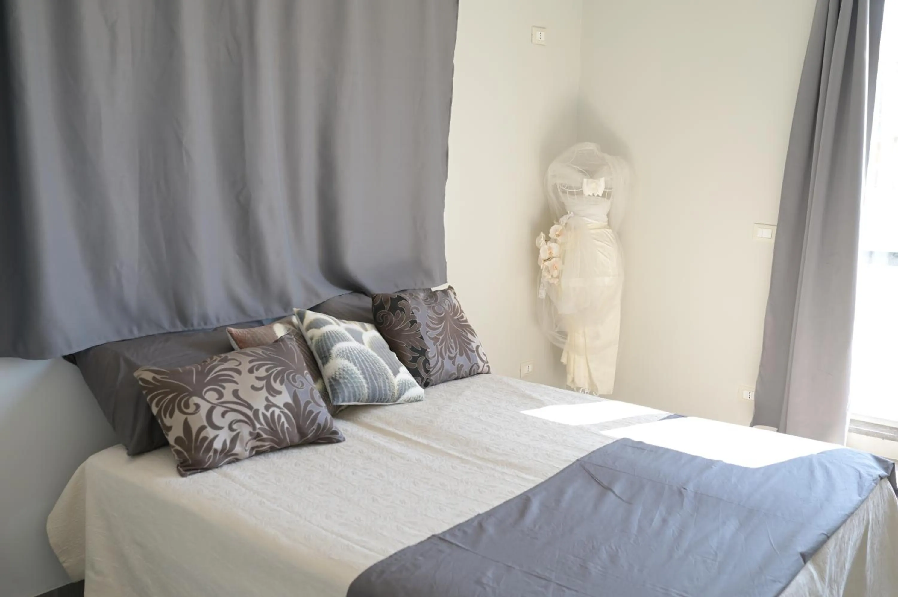 Bedroom, Bed in STANZINA DELLA BARONESSA