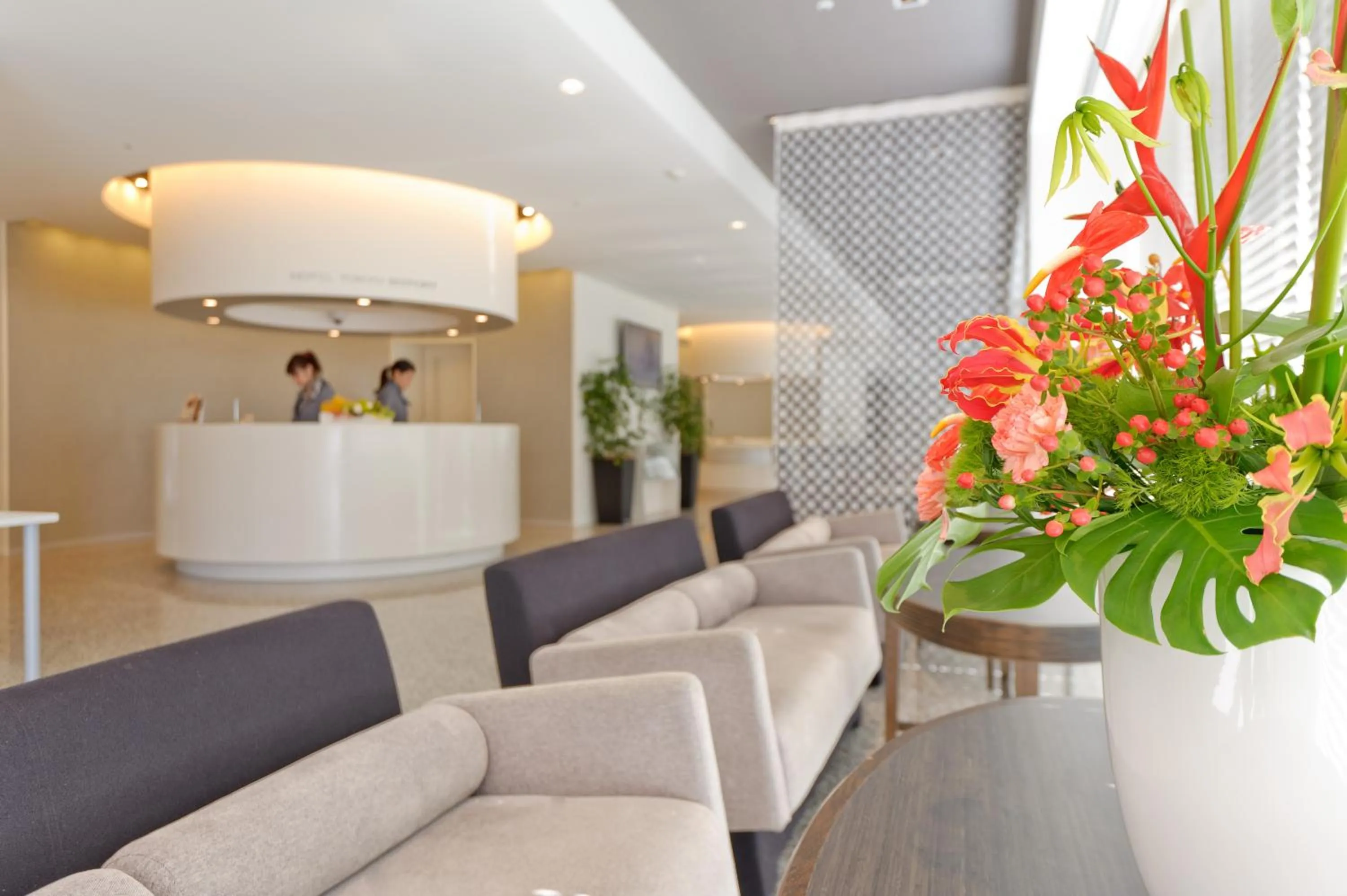 Communal lounge/ TV room in Naha Tokyu REI Hotel