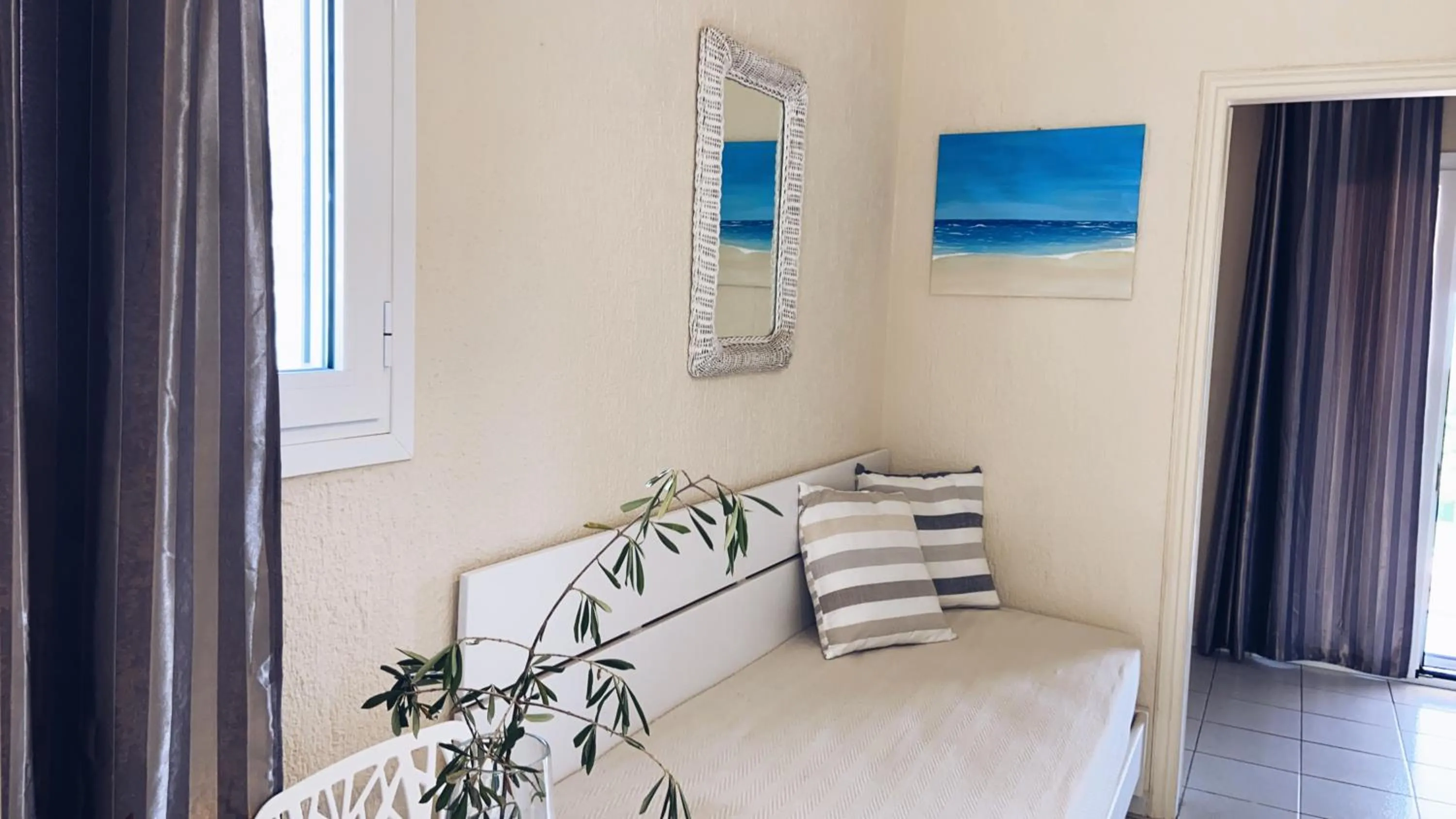 Property building, Bed in Residence Poseidon