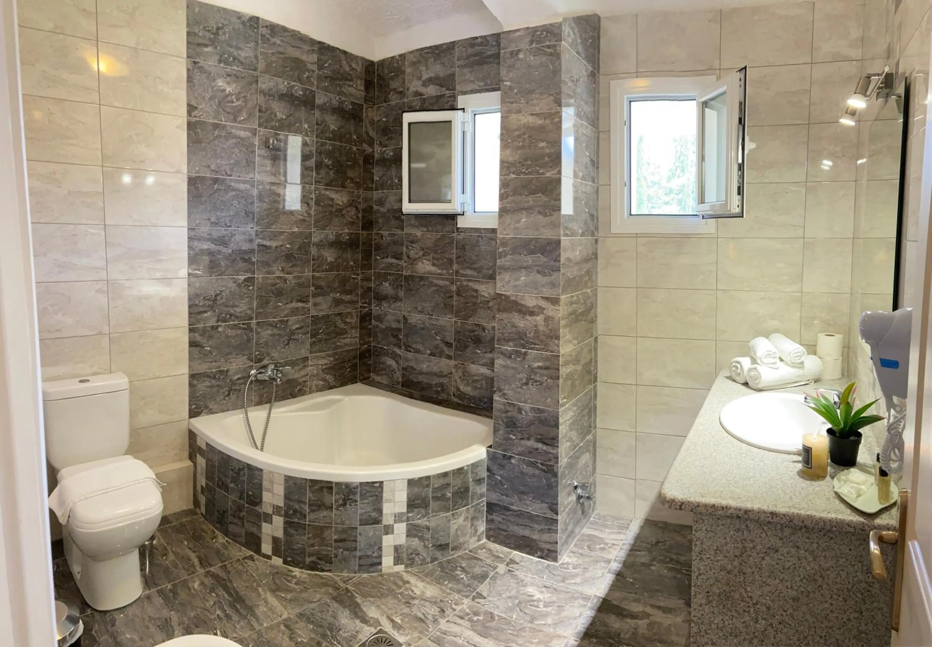 Bathroom in Residence Poseidon