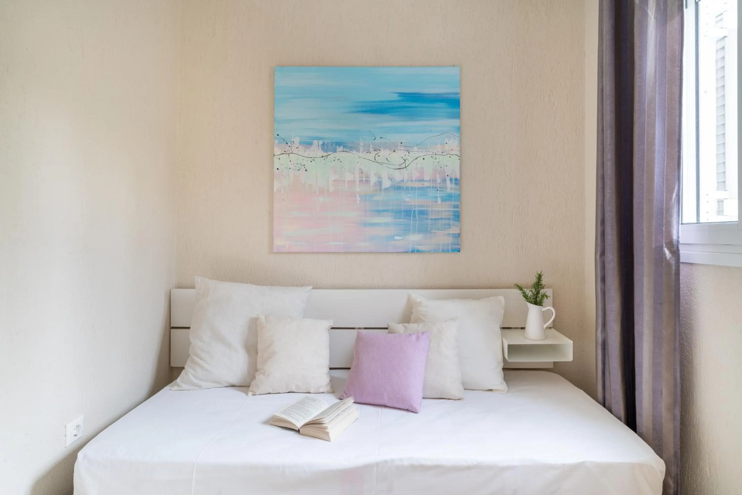 Photo of the whole room, Bed in Residence Poseidon