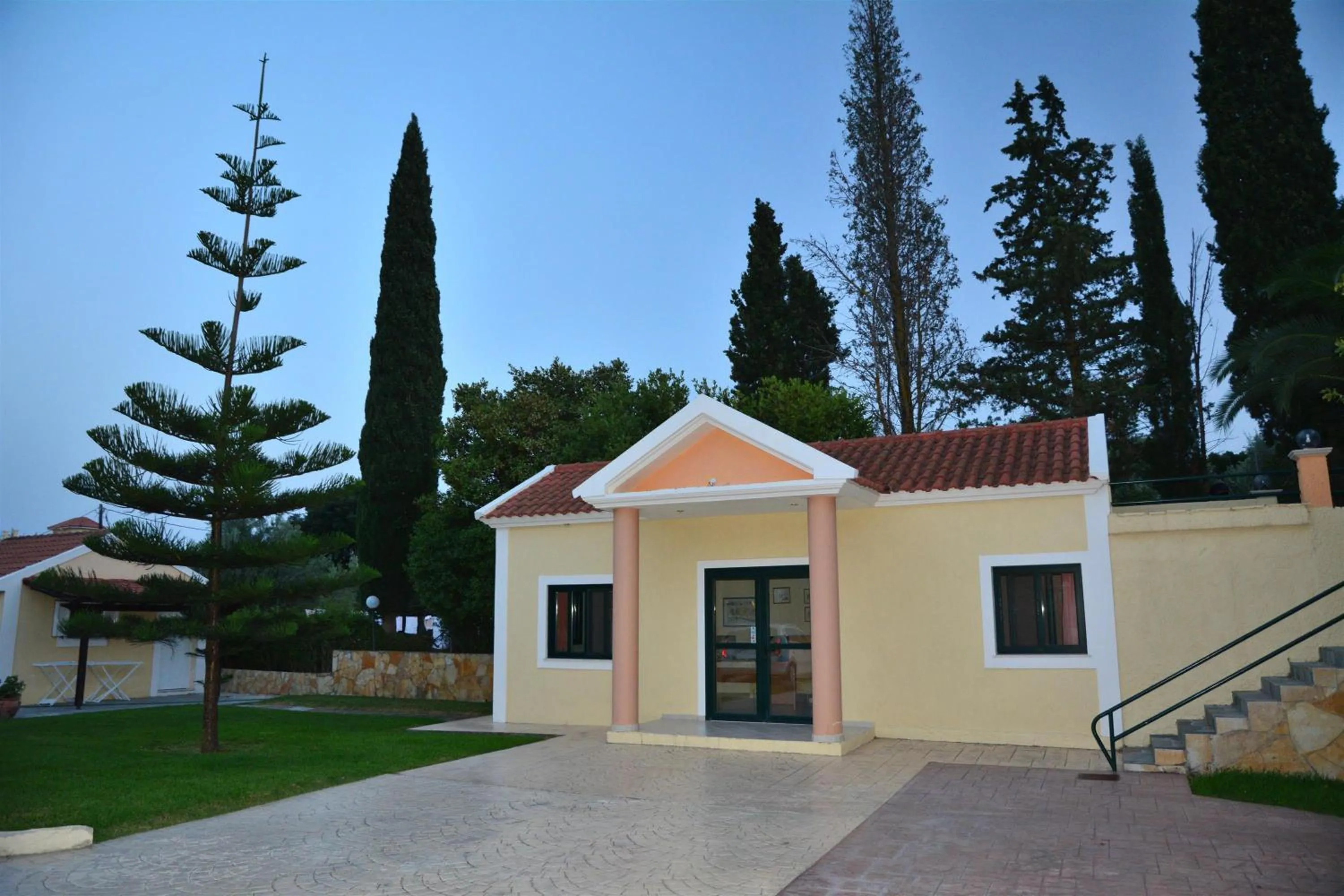 Facade/entrance in Residence Poseidon