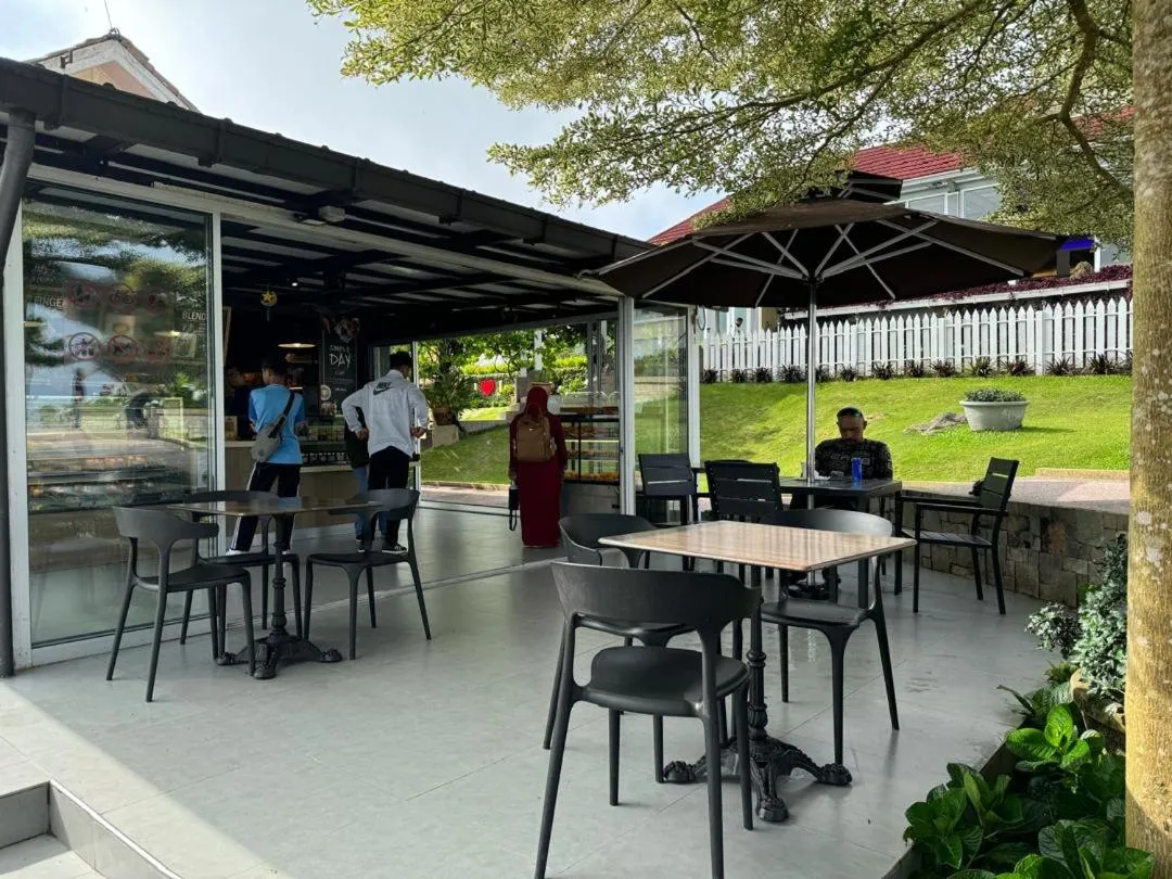 Restaurant/places to eat in The Jerai Hill Resort