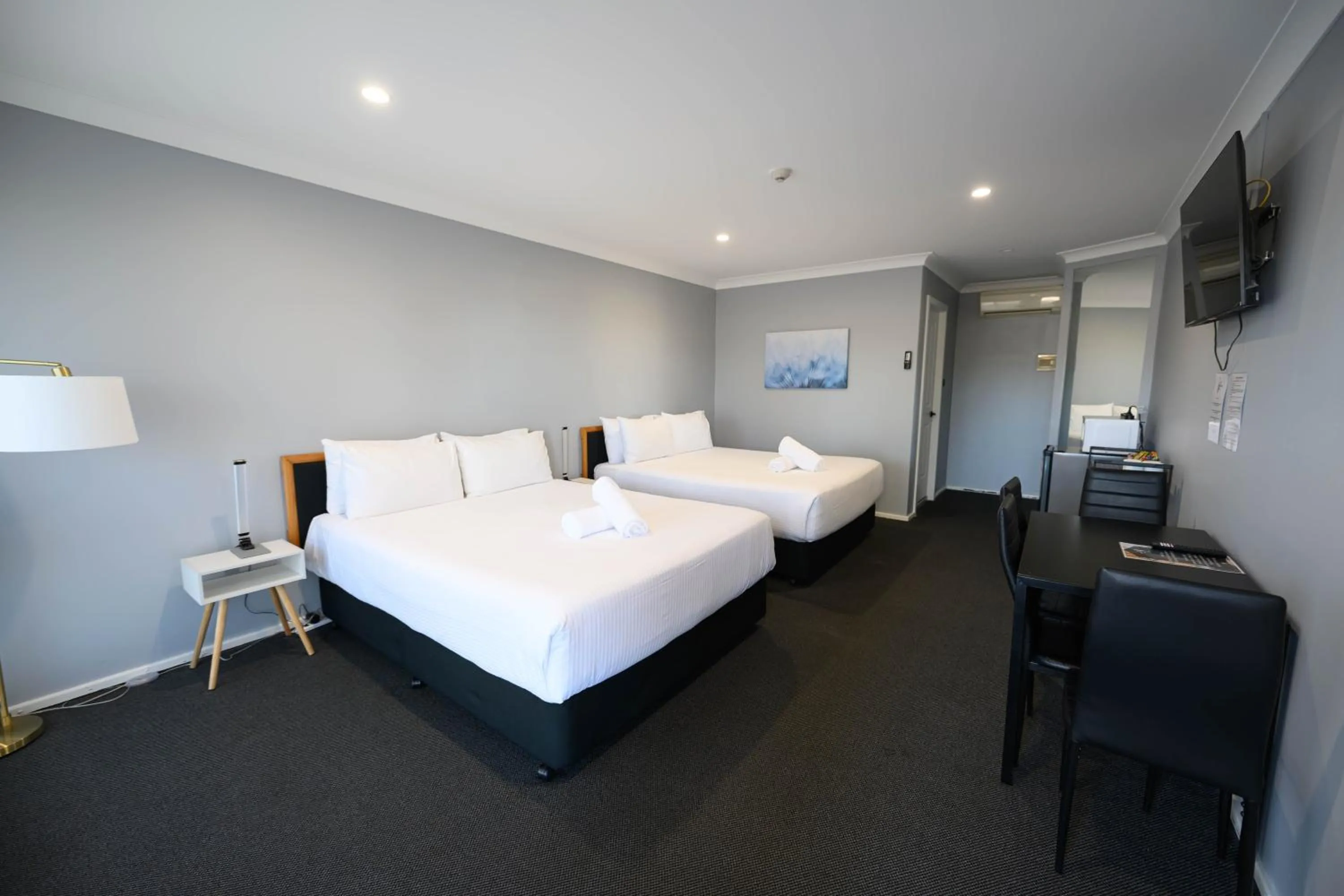 Bed in Old Maitland Inn - Rutherford