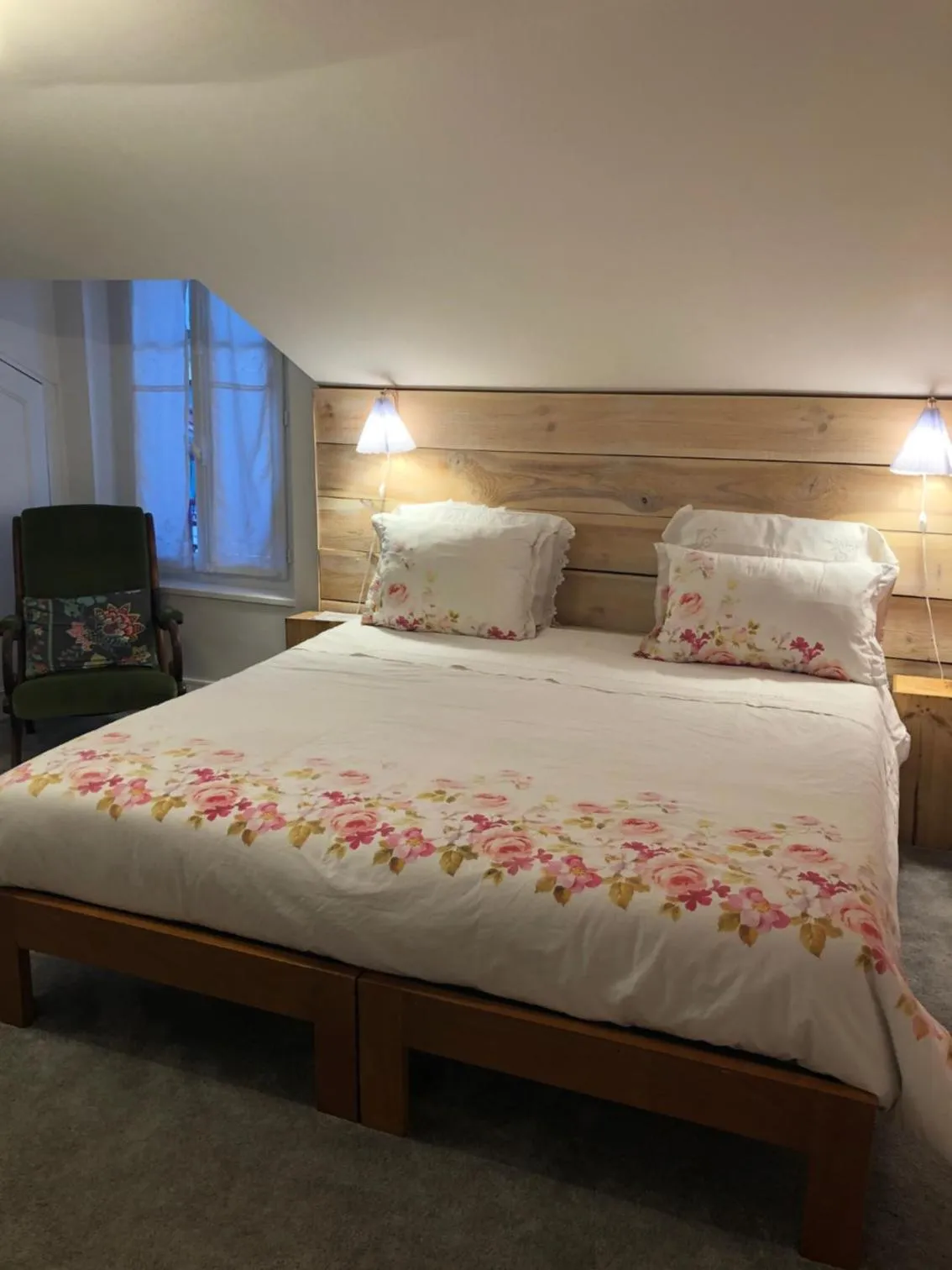 Bed in La Croix Blanche