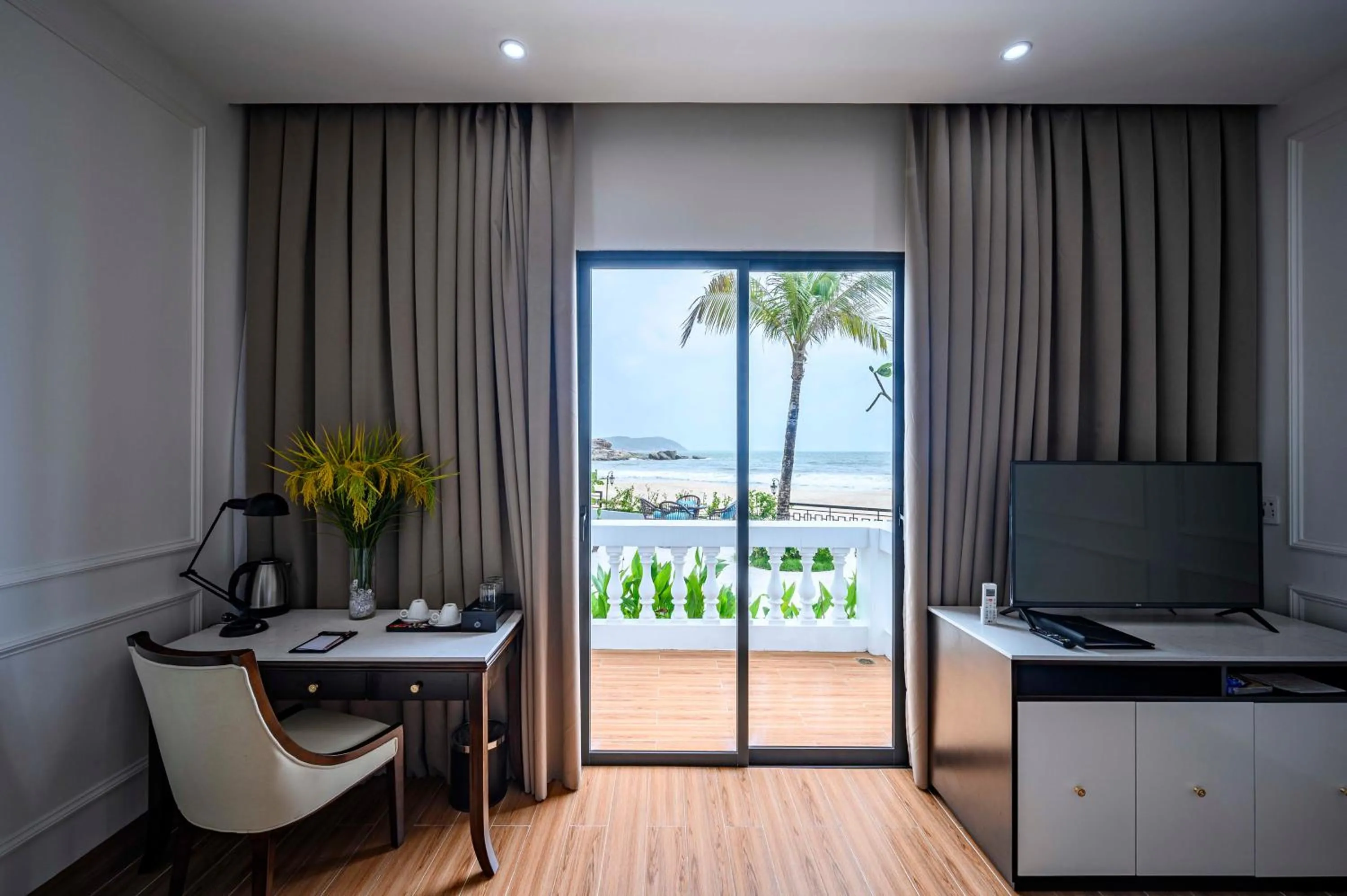 TV and multimedia in Seaside Boutique Resort Quy Nhon
