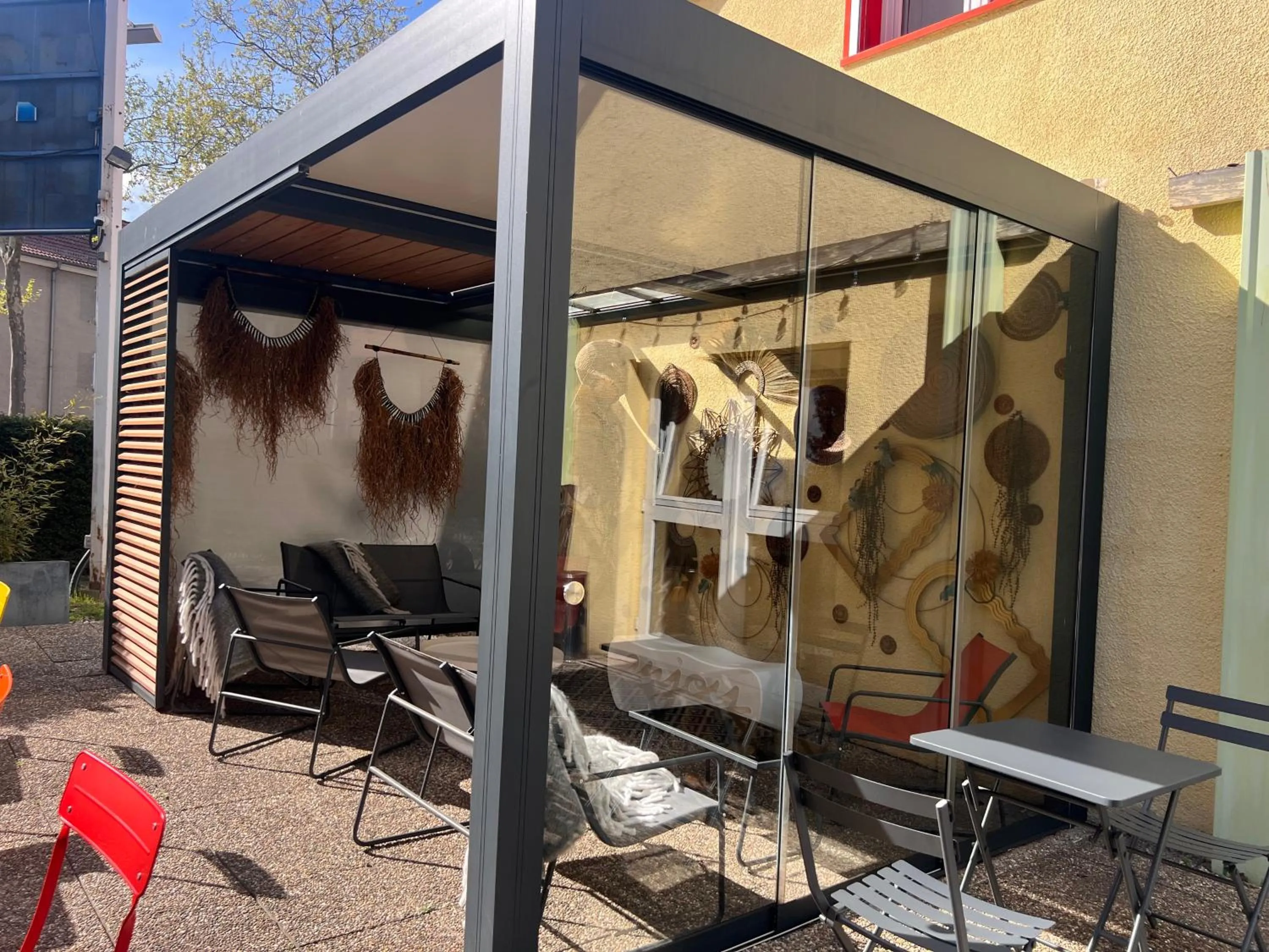 Patio in Hotel Arc-En-Ciel Colmar Contact Hotel