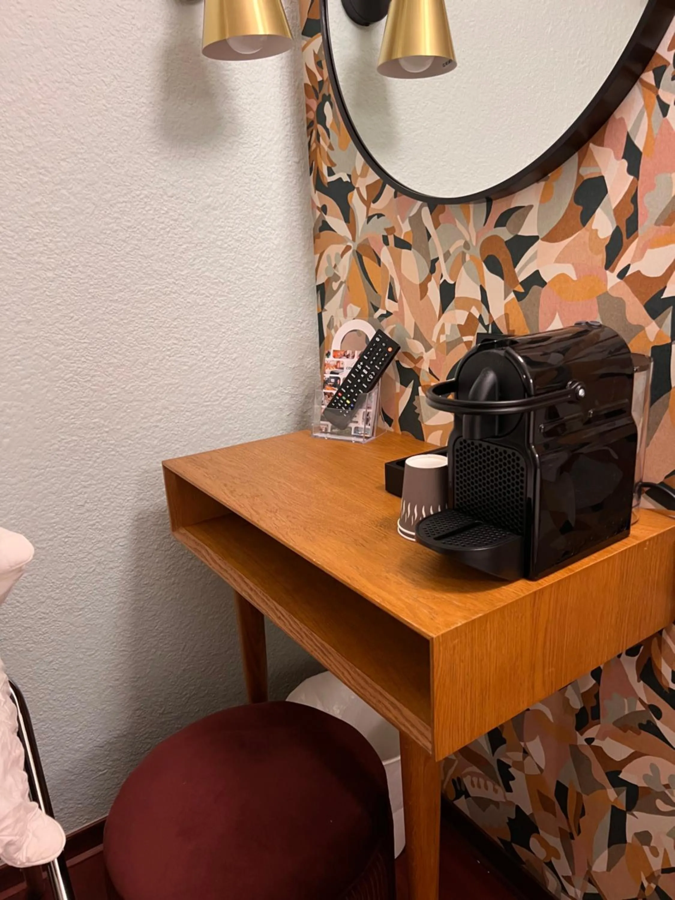 Coffee/tea facilities in Hotel Arc-En-Ciel Colmar Contact Hotel