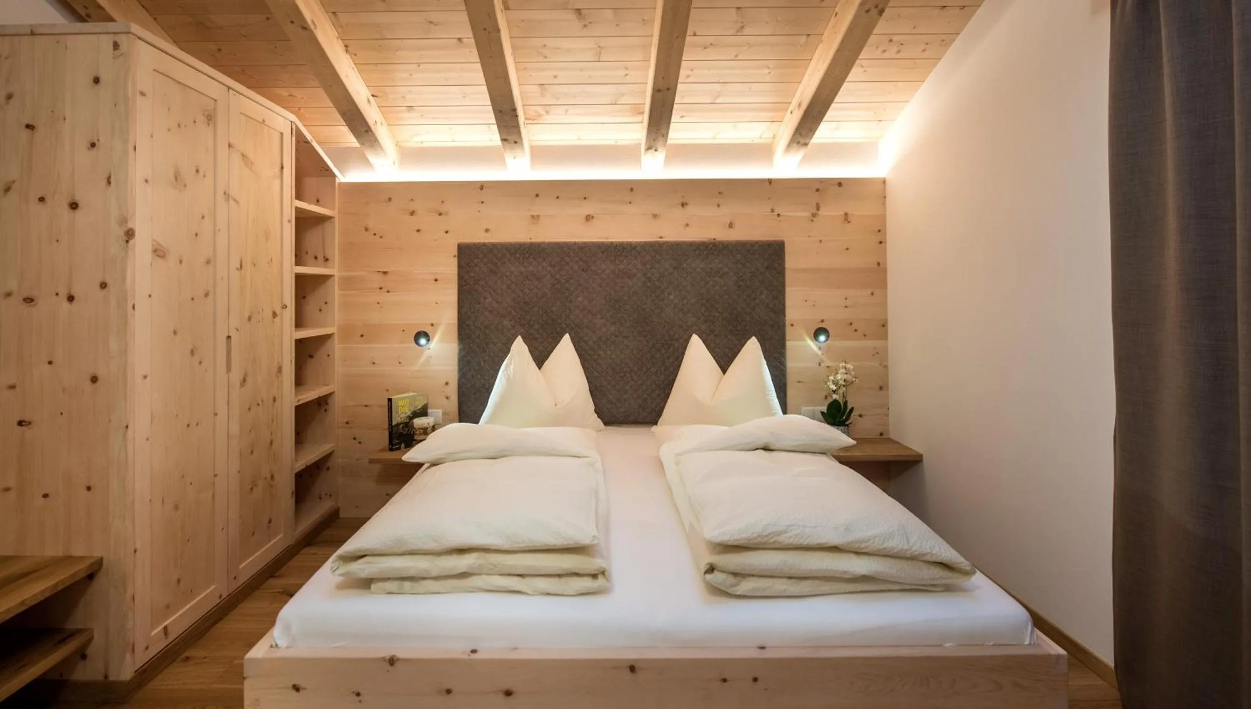 Bed in Unterkantiolerhof