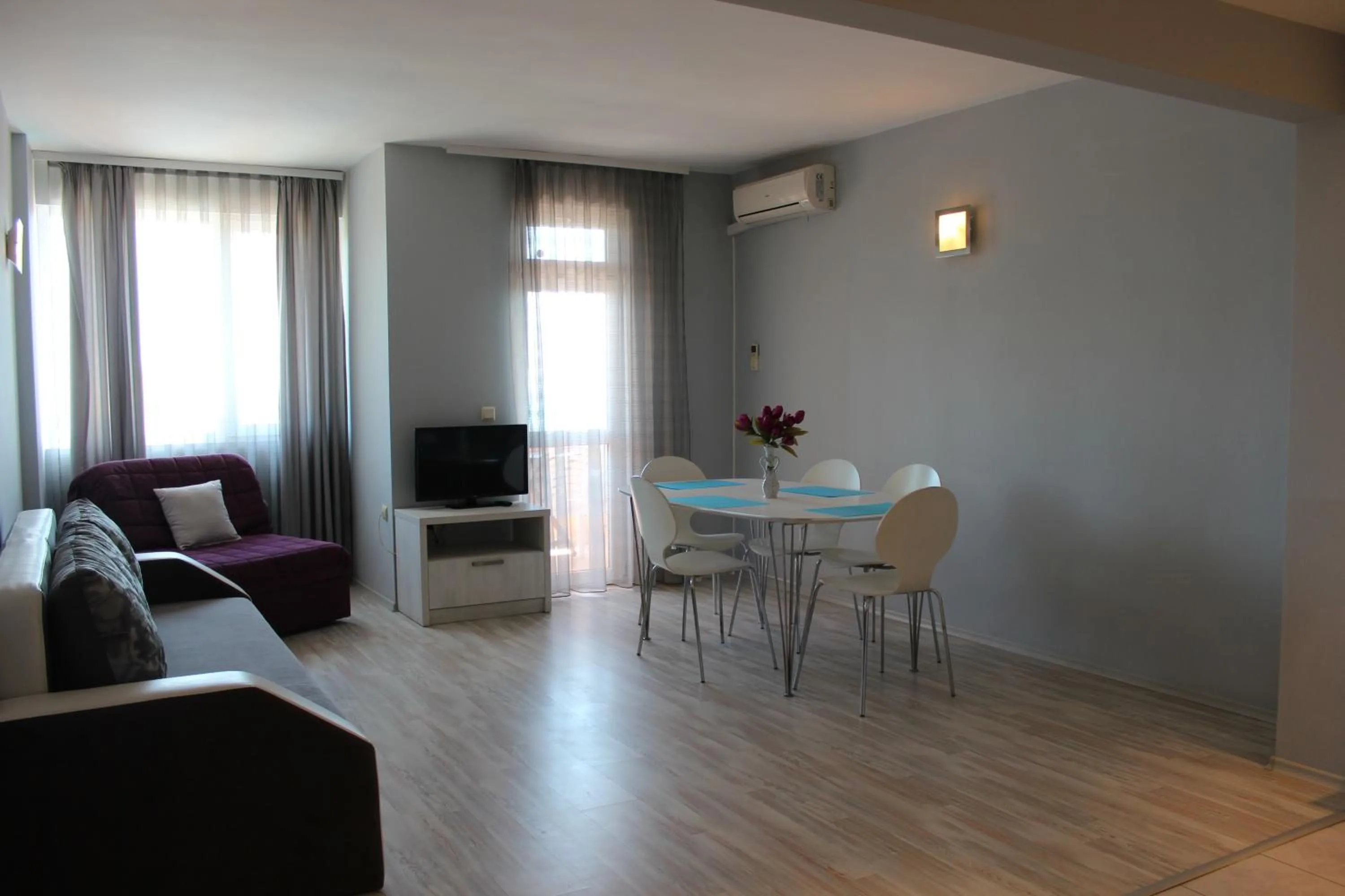 Living room in Family Hotel Milev