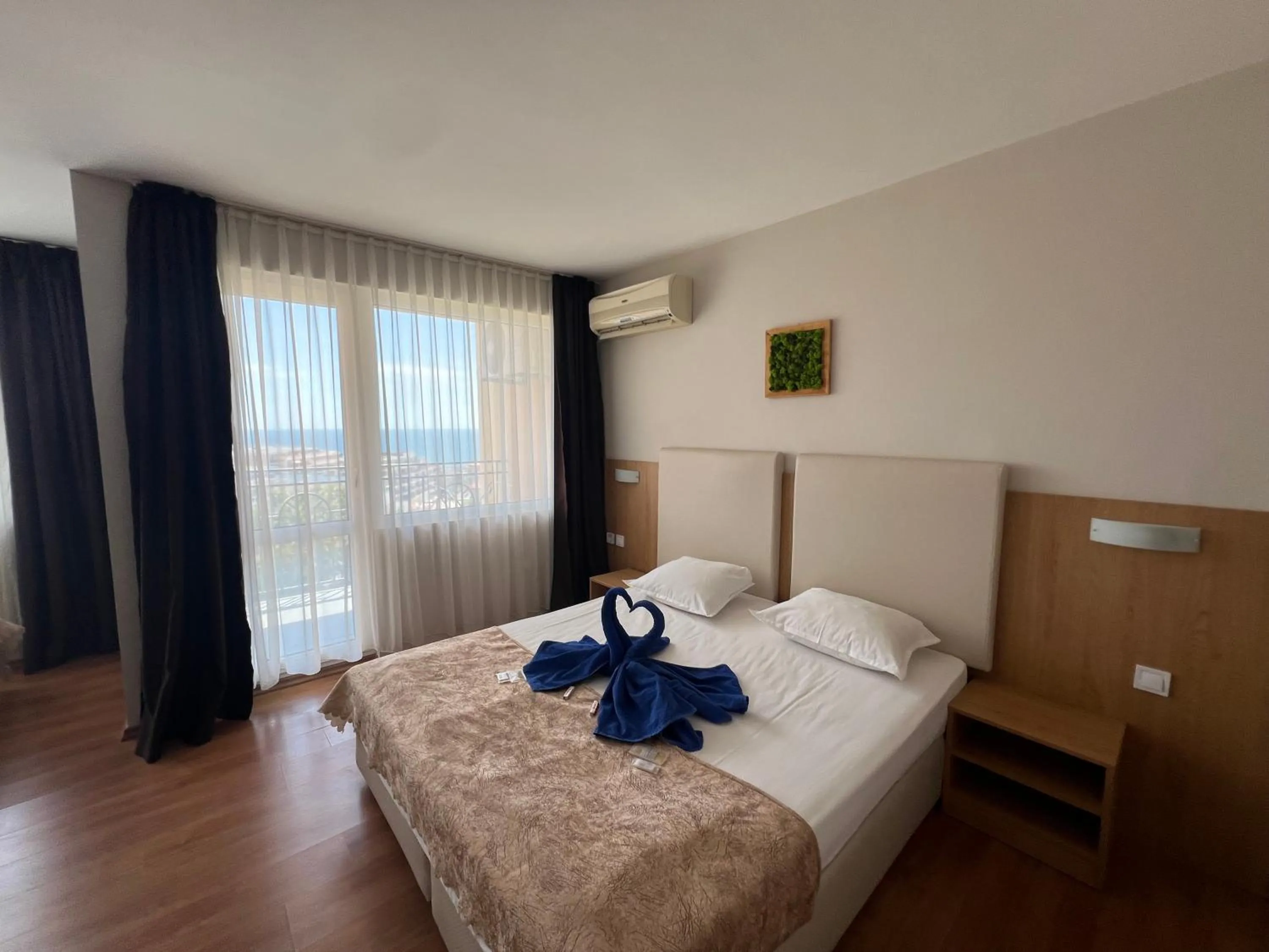 Bed in Family Hotel Milev