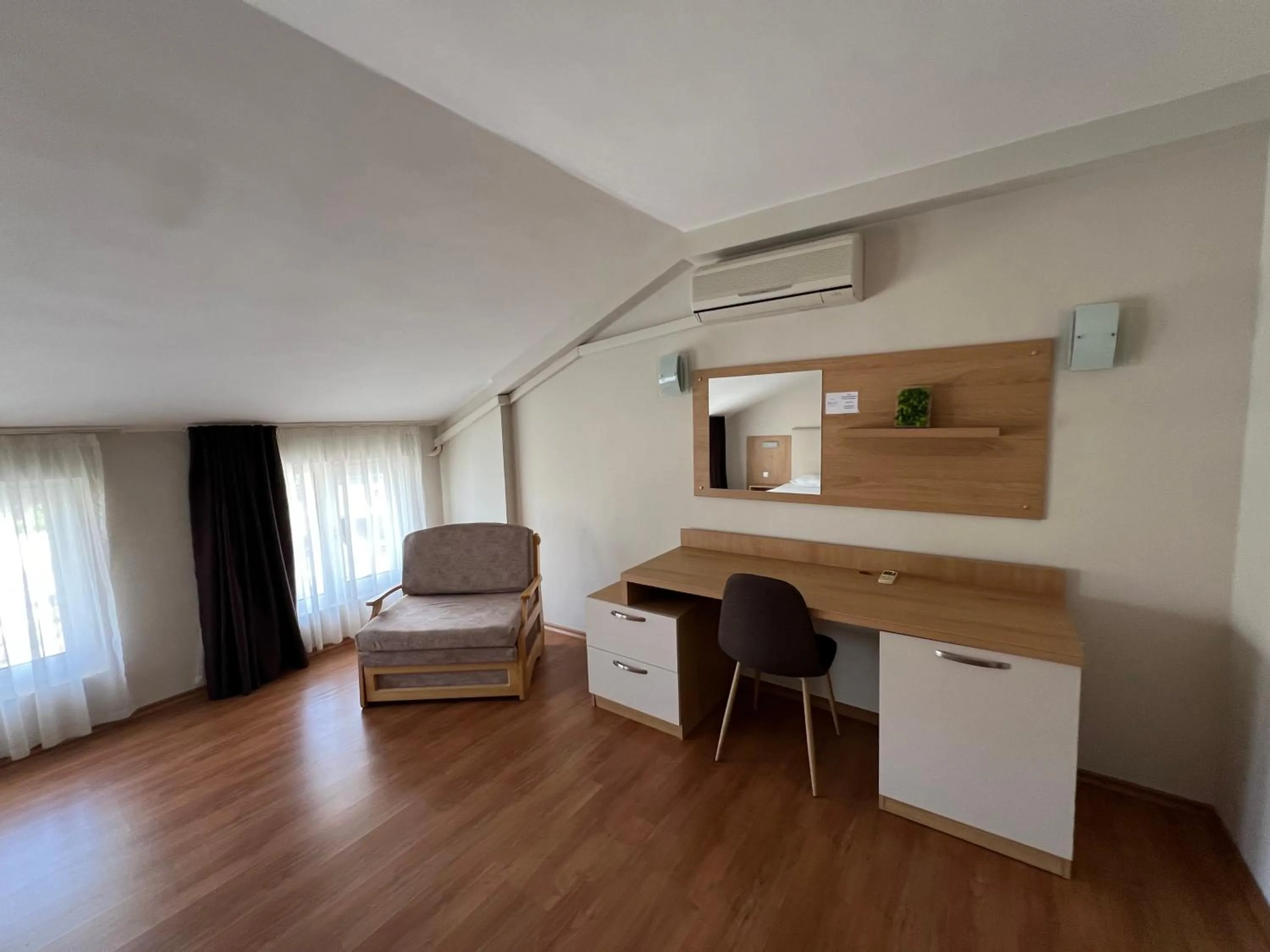 Bed in Family Hotel Milev