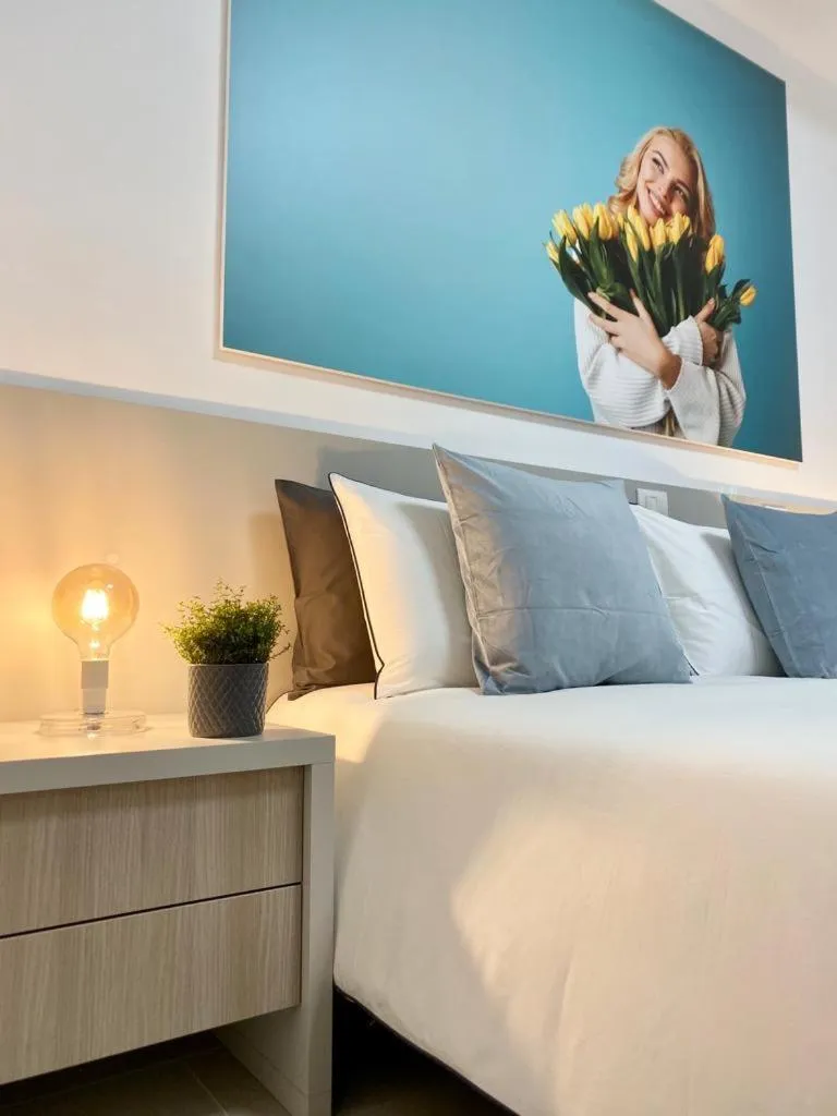 Bedroom, Bed in BeeApartments