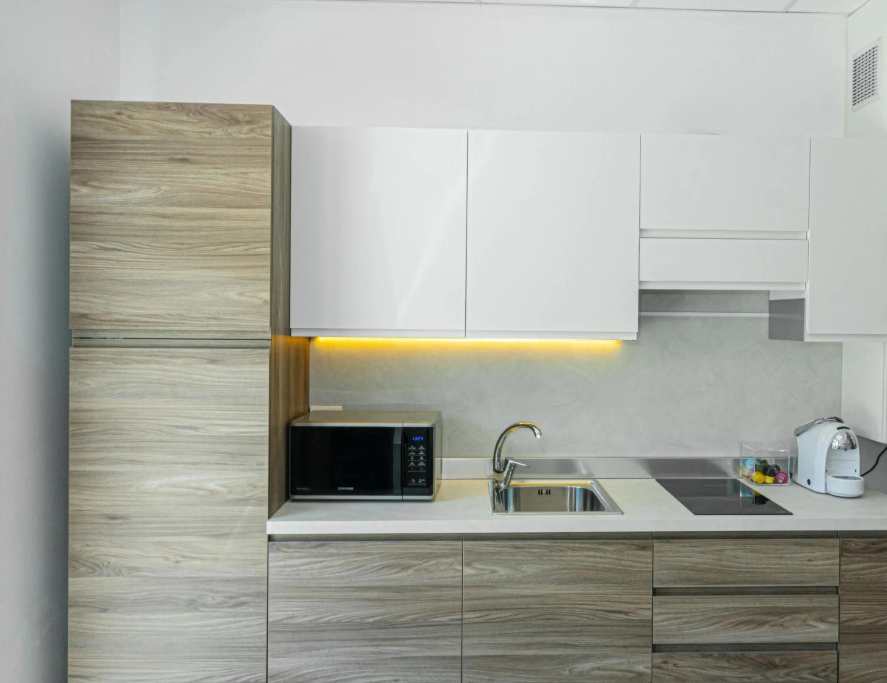 Kitchen or kitchenette in BeeApartments