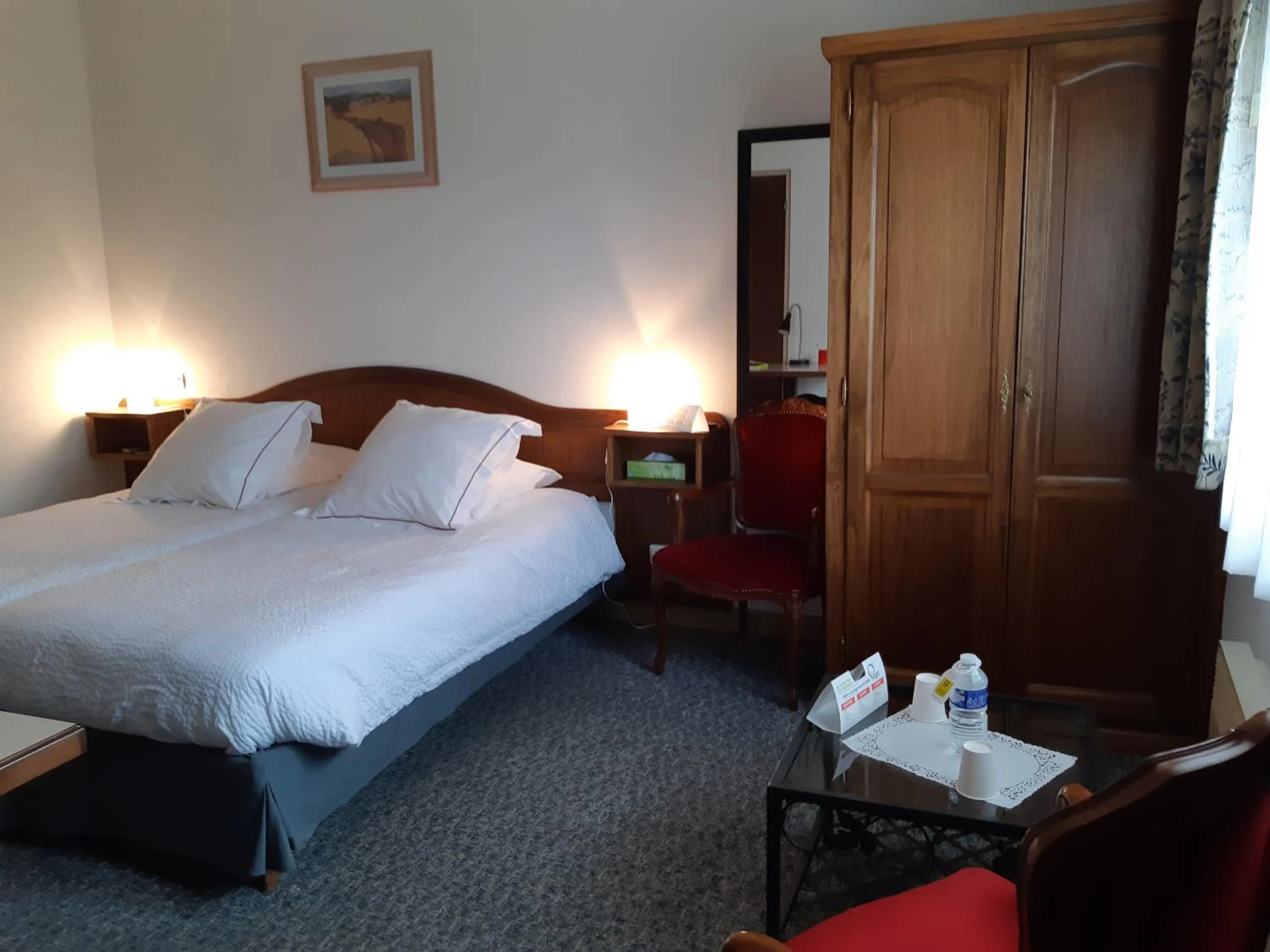 Bedroom, Bed in Hotel-Spa & Restaurant Logis Domaine Langmatt