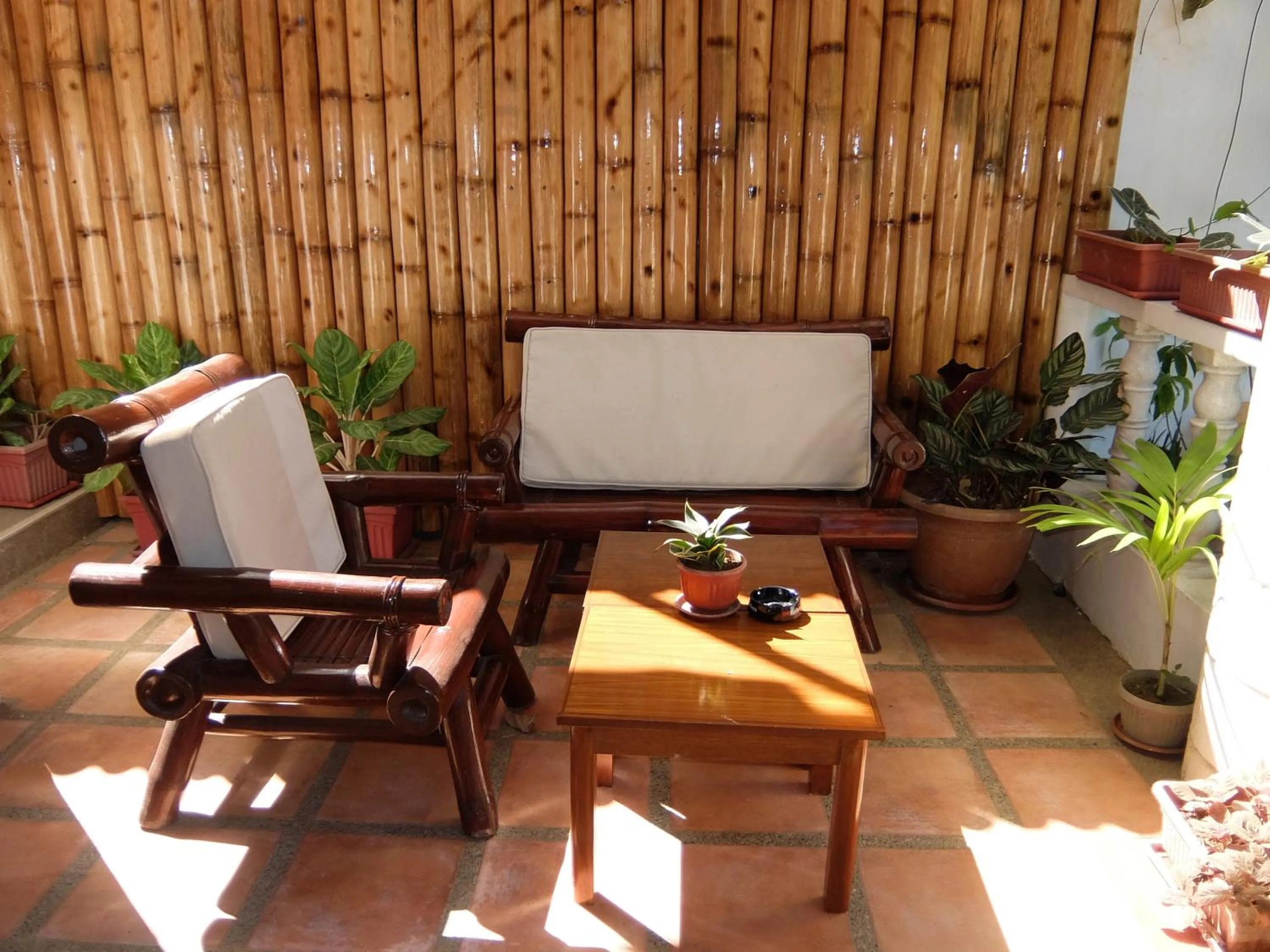 Balcony/Terrace in Greenyard Inn