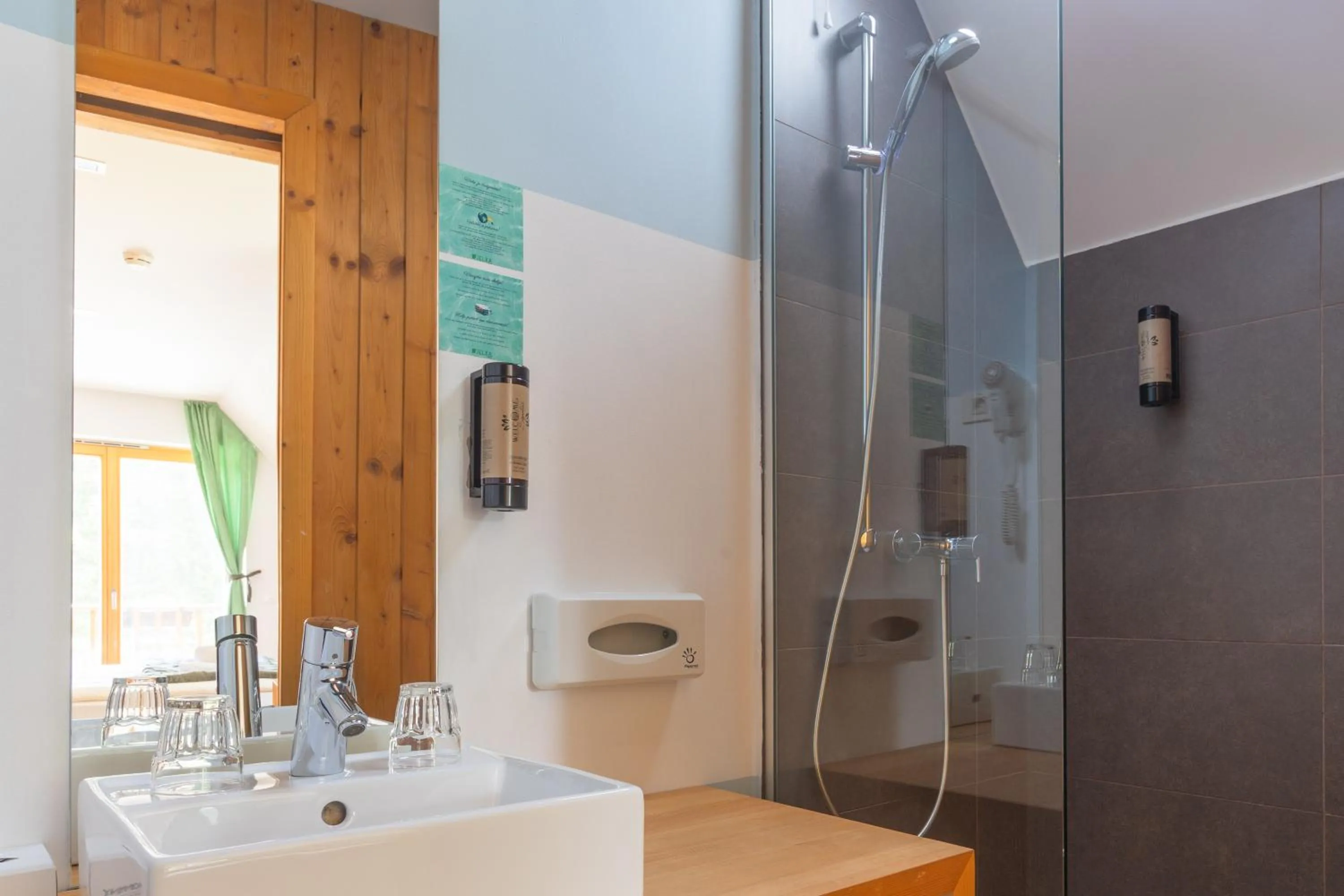 Shower in Hotel Jelka Pokljuka