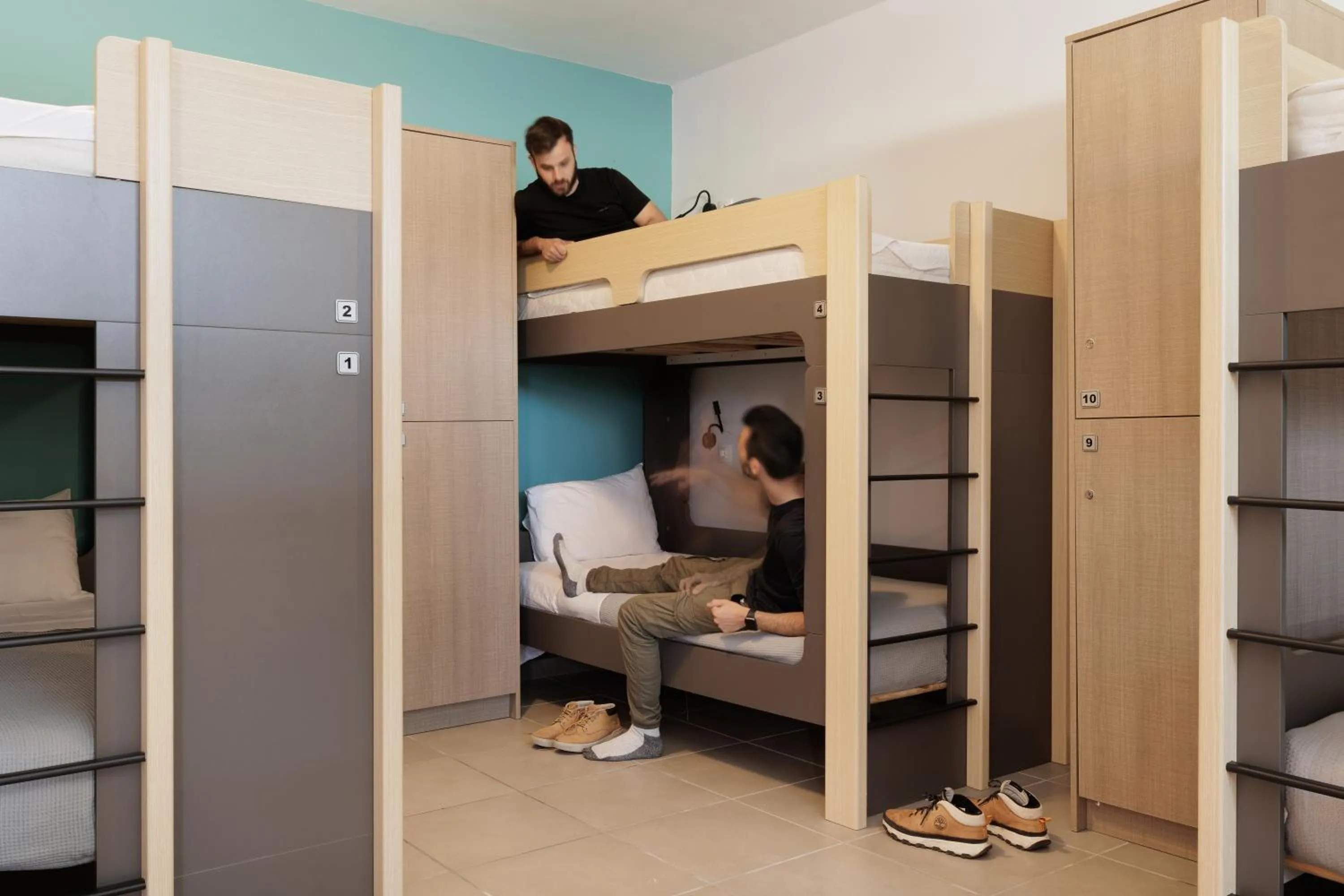 Bed in Local Hostel & Suites