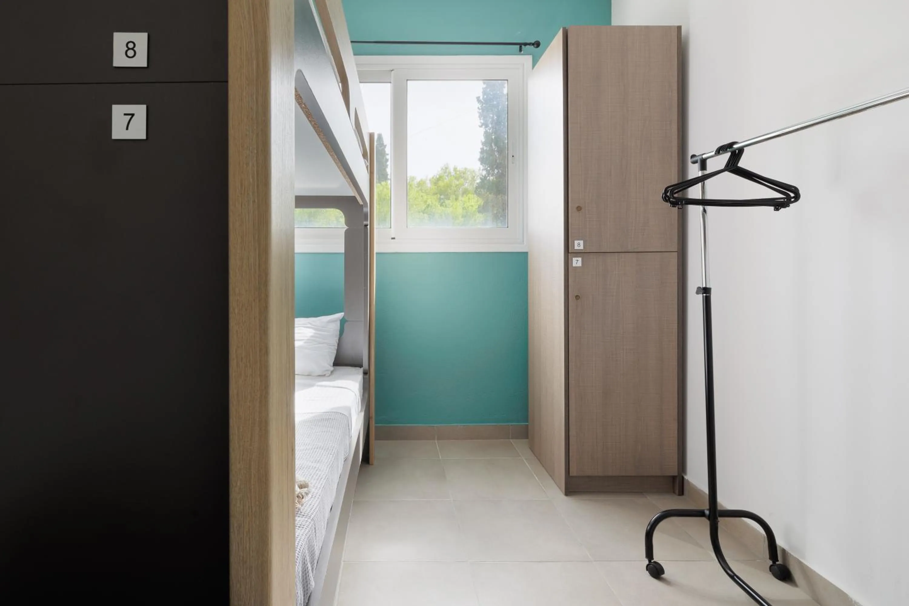 Bed in Local Hostel & Suites