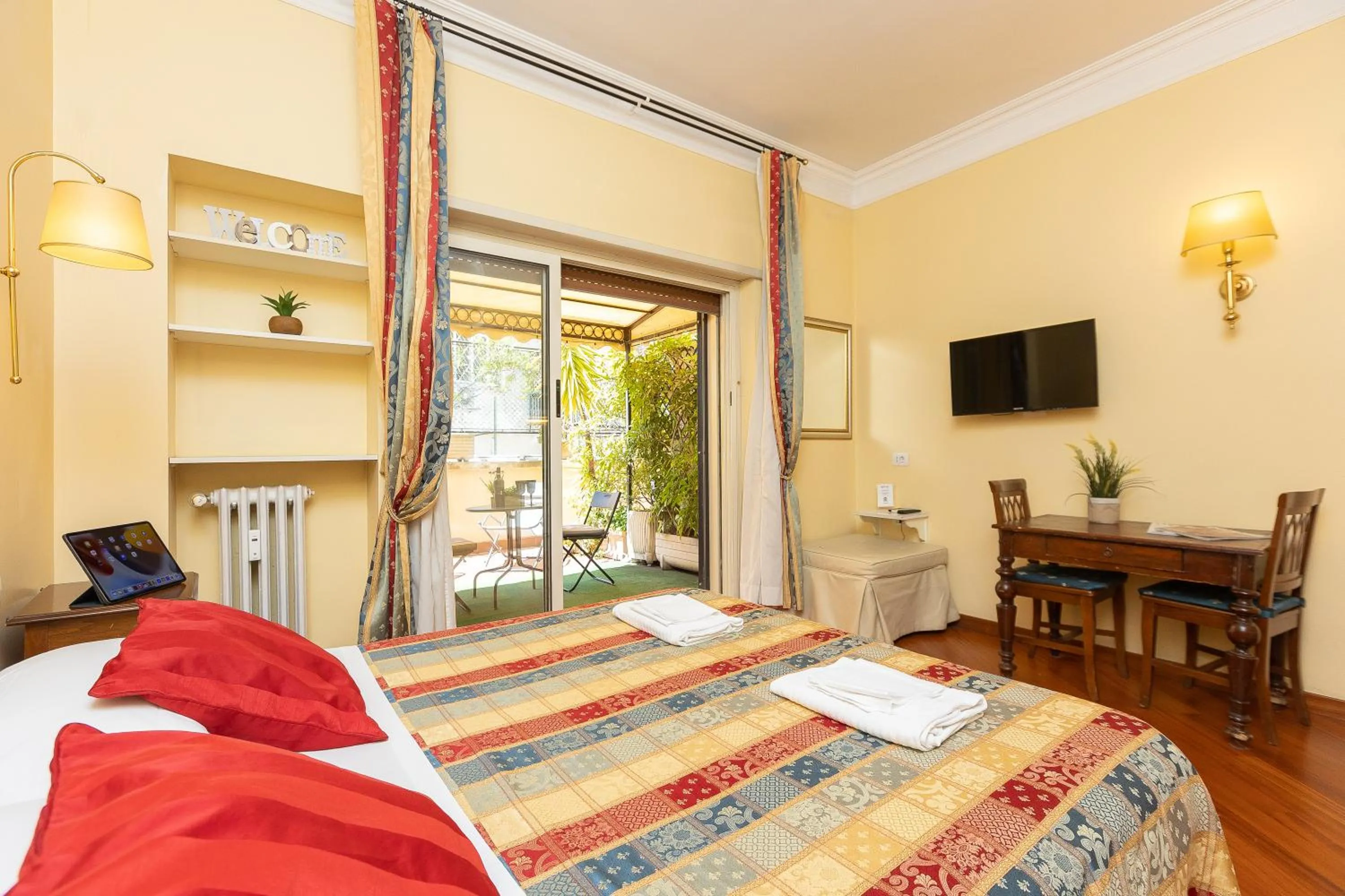 Bed in InternoUno Deluxe