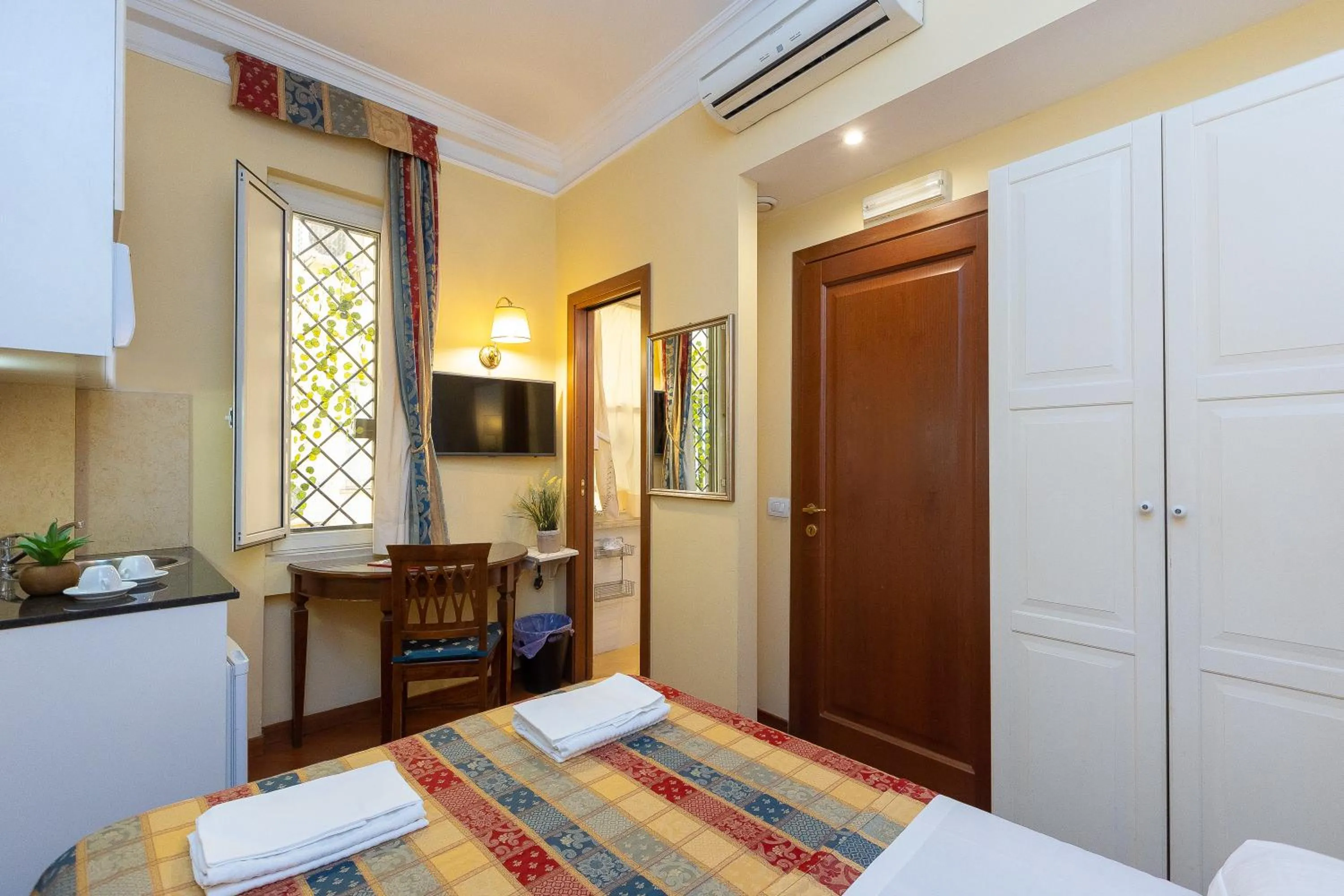 Bed in InternoUno Deluxe