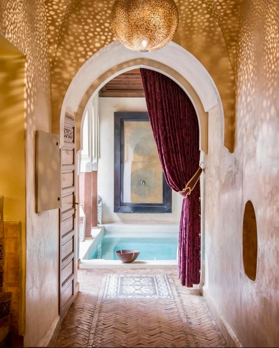 Swimming pool, Bed in Riad Zamzam & Spa