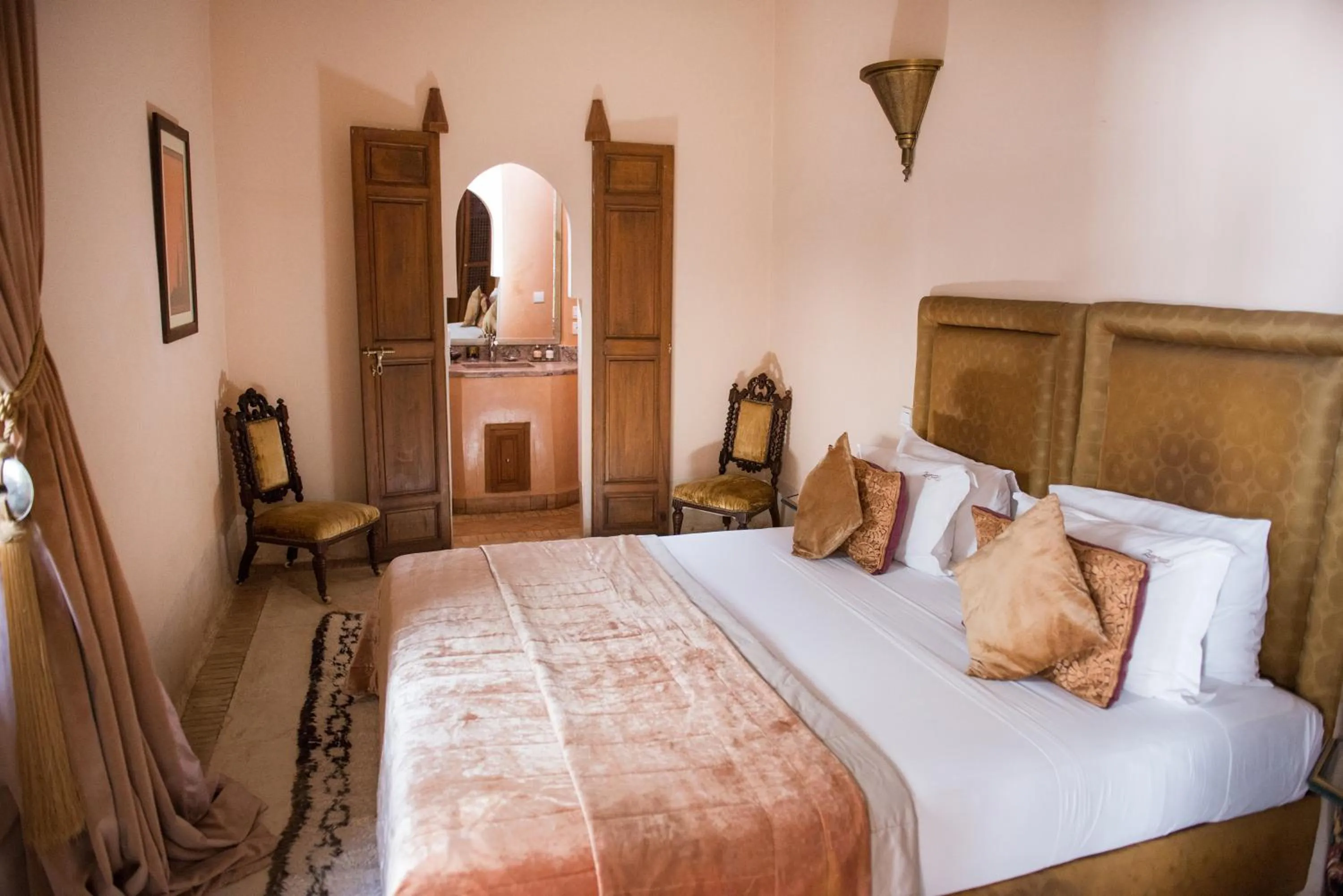 Bed in Riad Zamzam