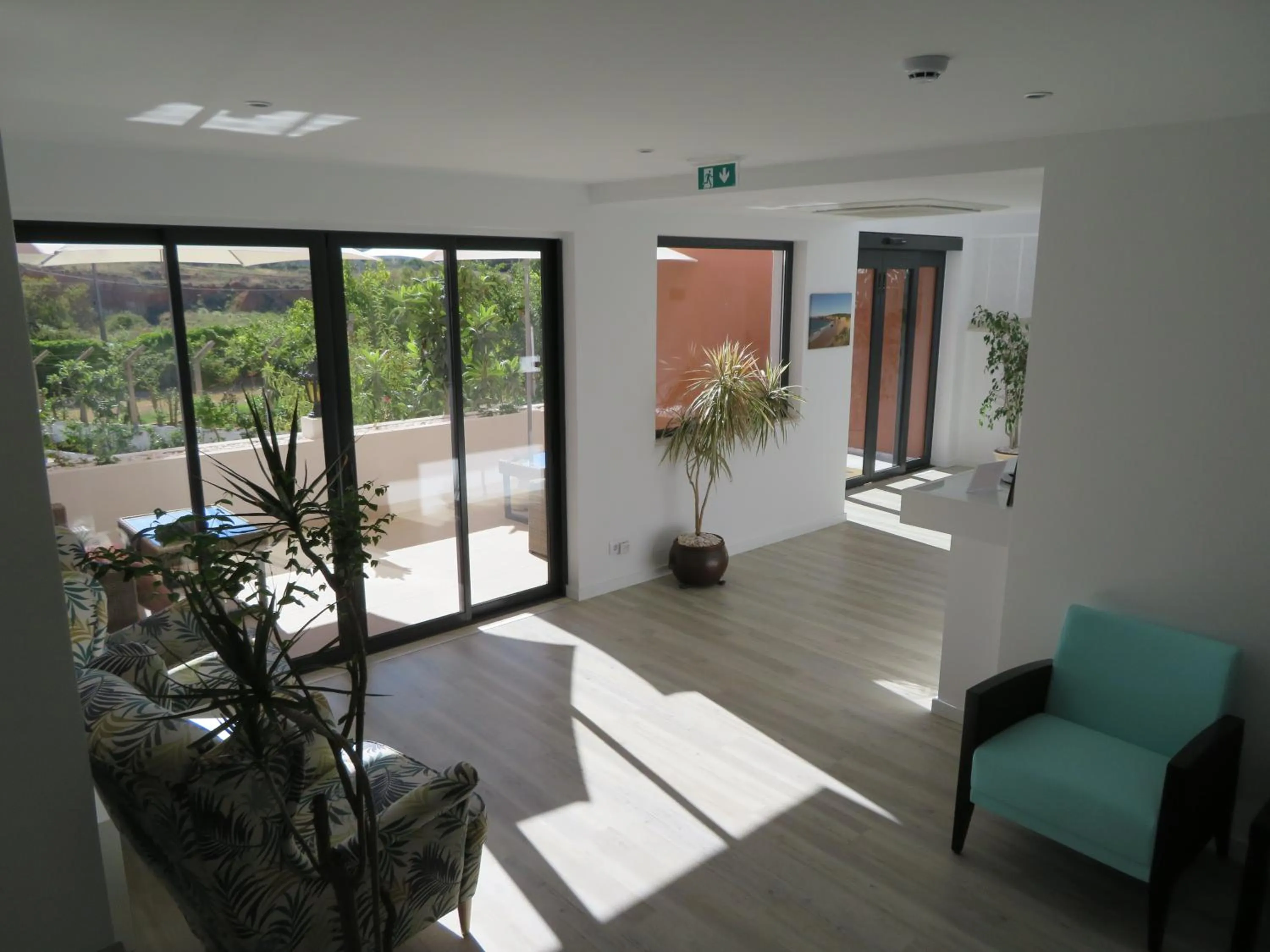 Lobby or reception in Hotel Alcaide