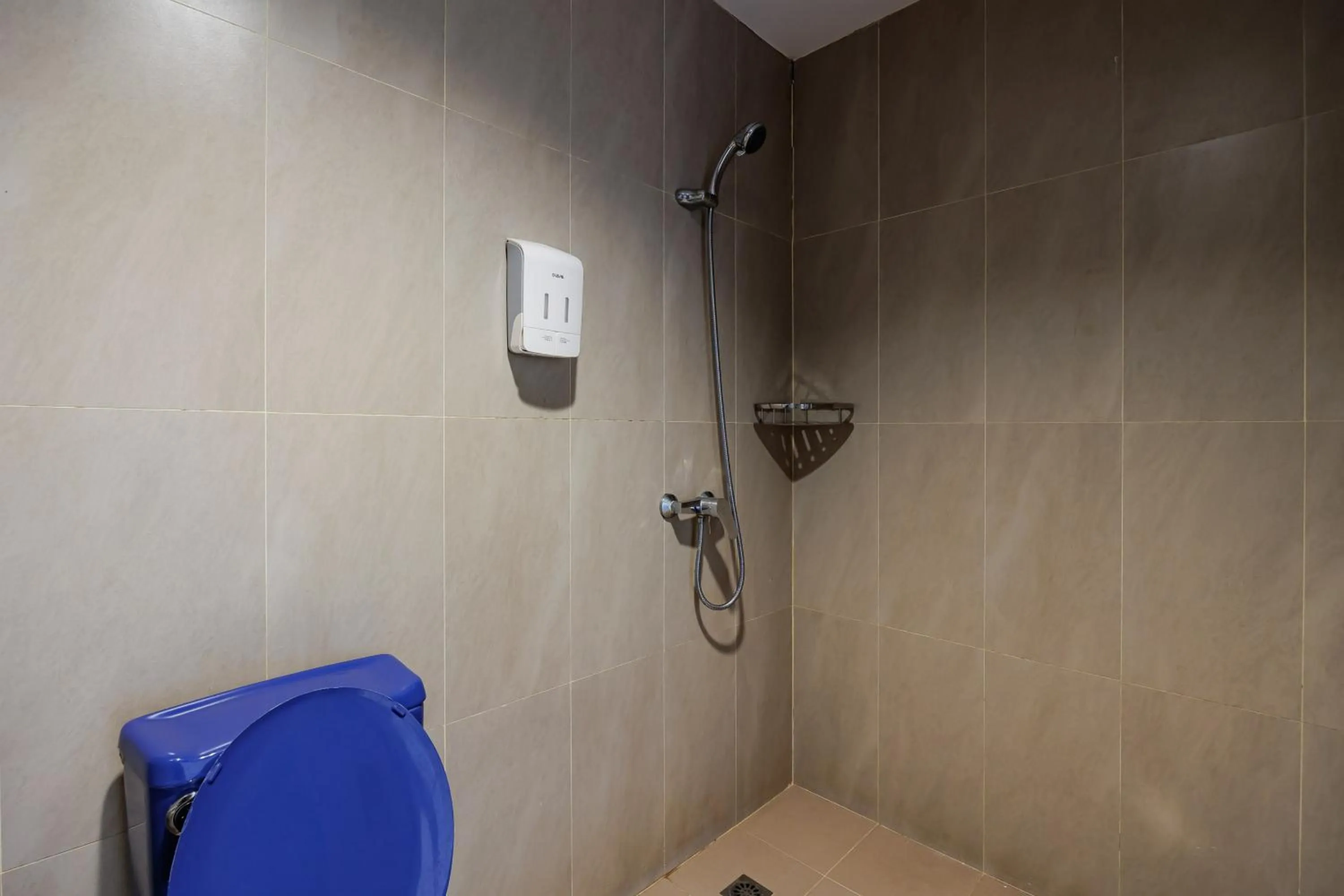 Bathroom in RedDoorz Plus near Ferry Terminal Batam Center