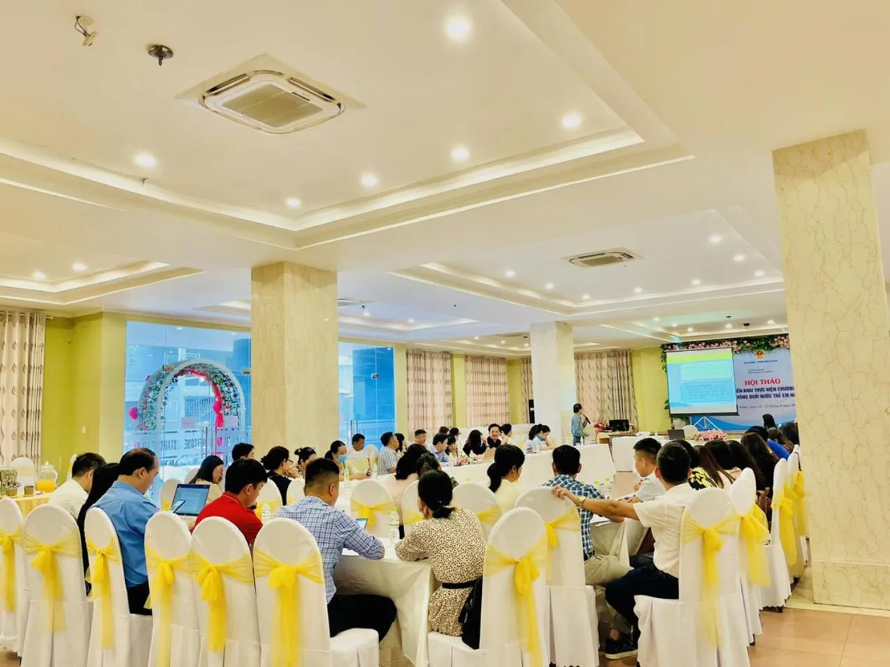 Restaurant/places to eat in My Khe 2 Da Nang Seafront Hotel